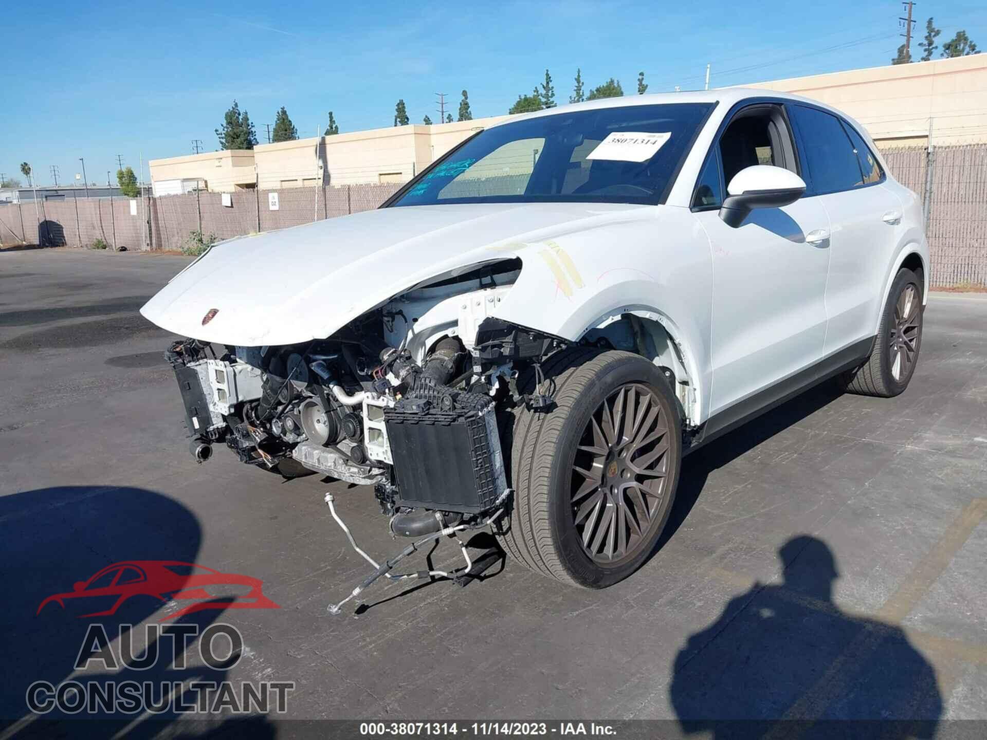 PORSCHE CAYENNE 2023 - WP1AA2AY2PDA00424