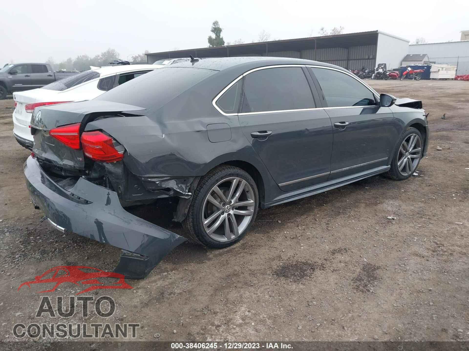 VOLKSWAGEN PASSAT 2016 - 1VWAT7A38GC035839