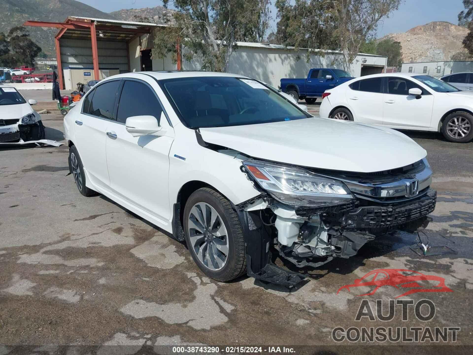 HONDA ACCORD 2017 - JHMCR6F7XHC030299