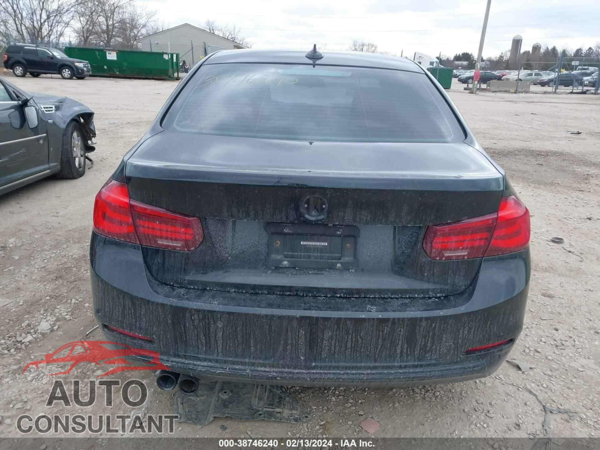 BMW 330I 2018 - WBA8D9G57JNU71870