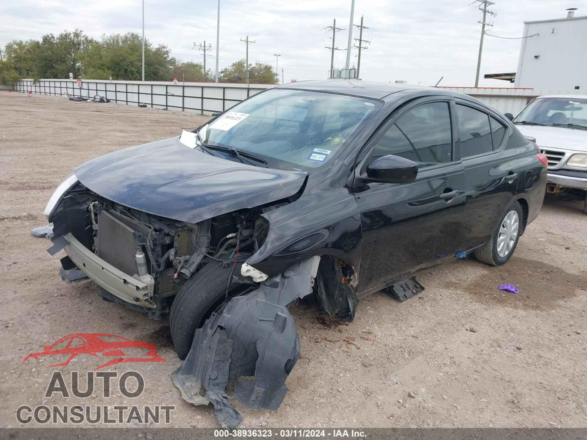 NISSAN VERSA 2019 - 3N1CN7AP3KL812811