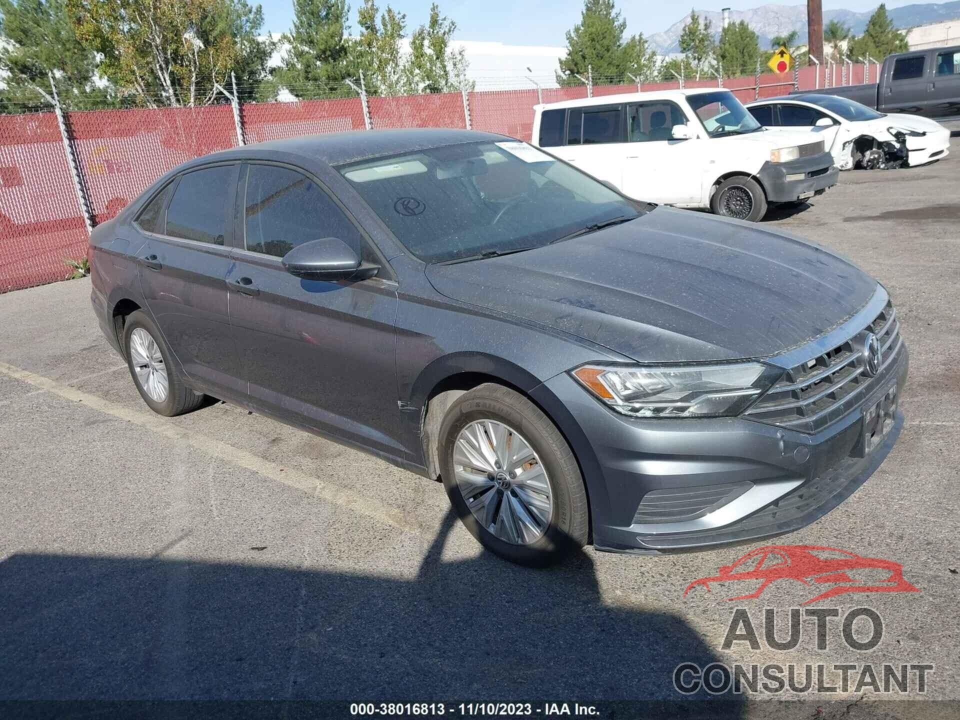 VOLKSWAGEN JETTA 2019 - 3VWN57BUXKM090402