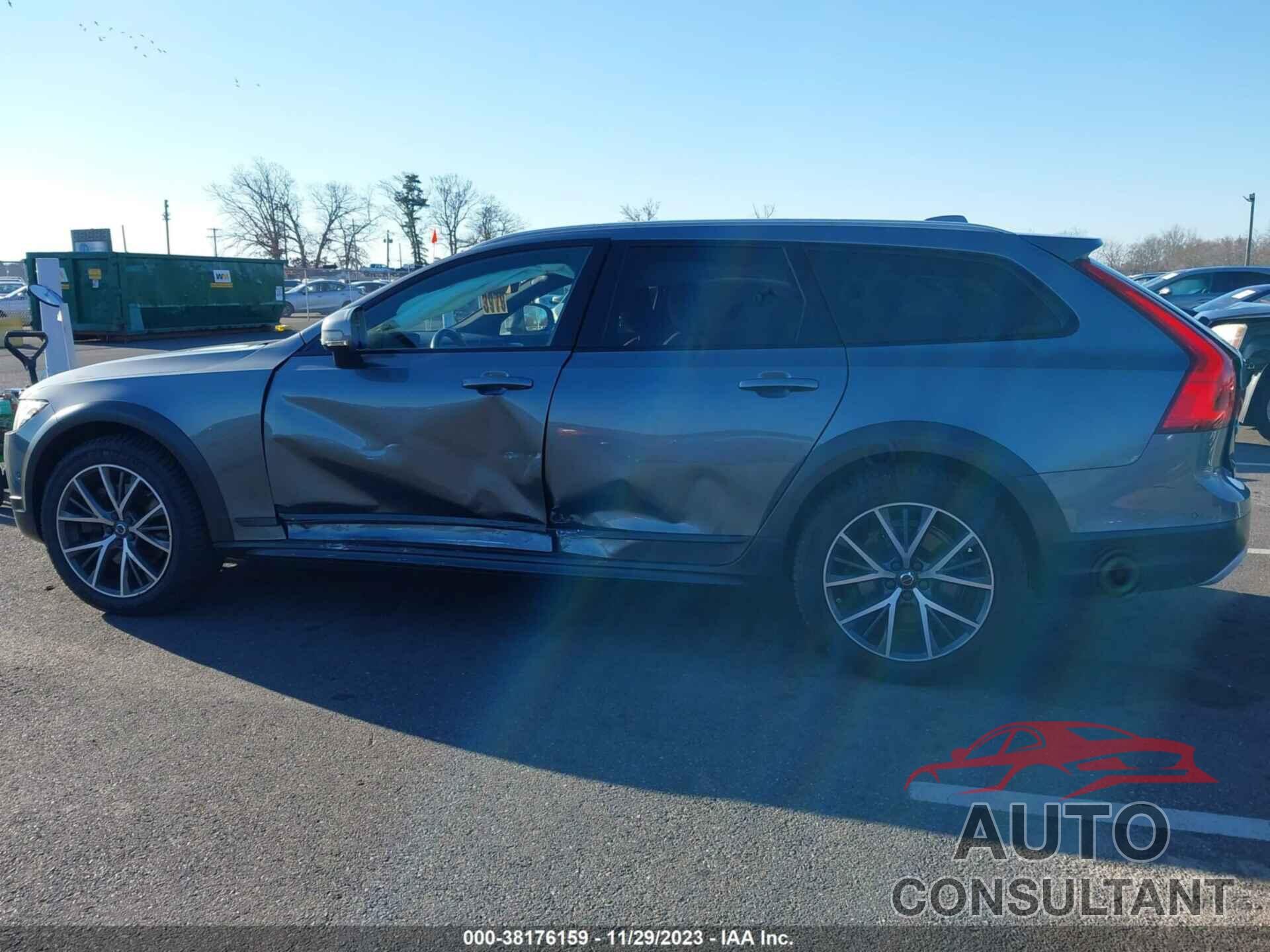 VOLVO V90 CROSS COUNTRY 2018 - YV4A22NL0J1024885