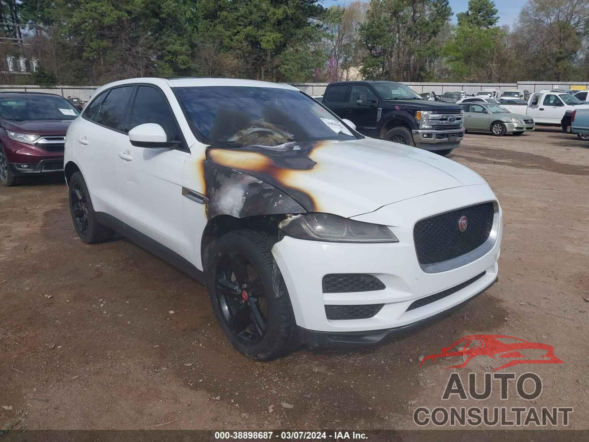 JAGUAR F-PACE 2018 - SADCJ2GX6JA235592