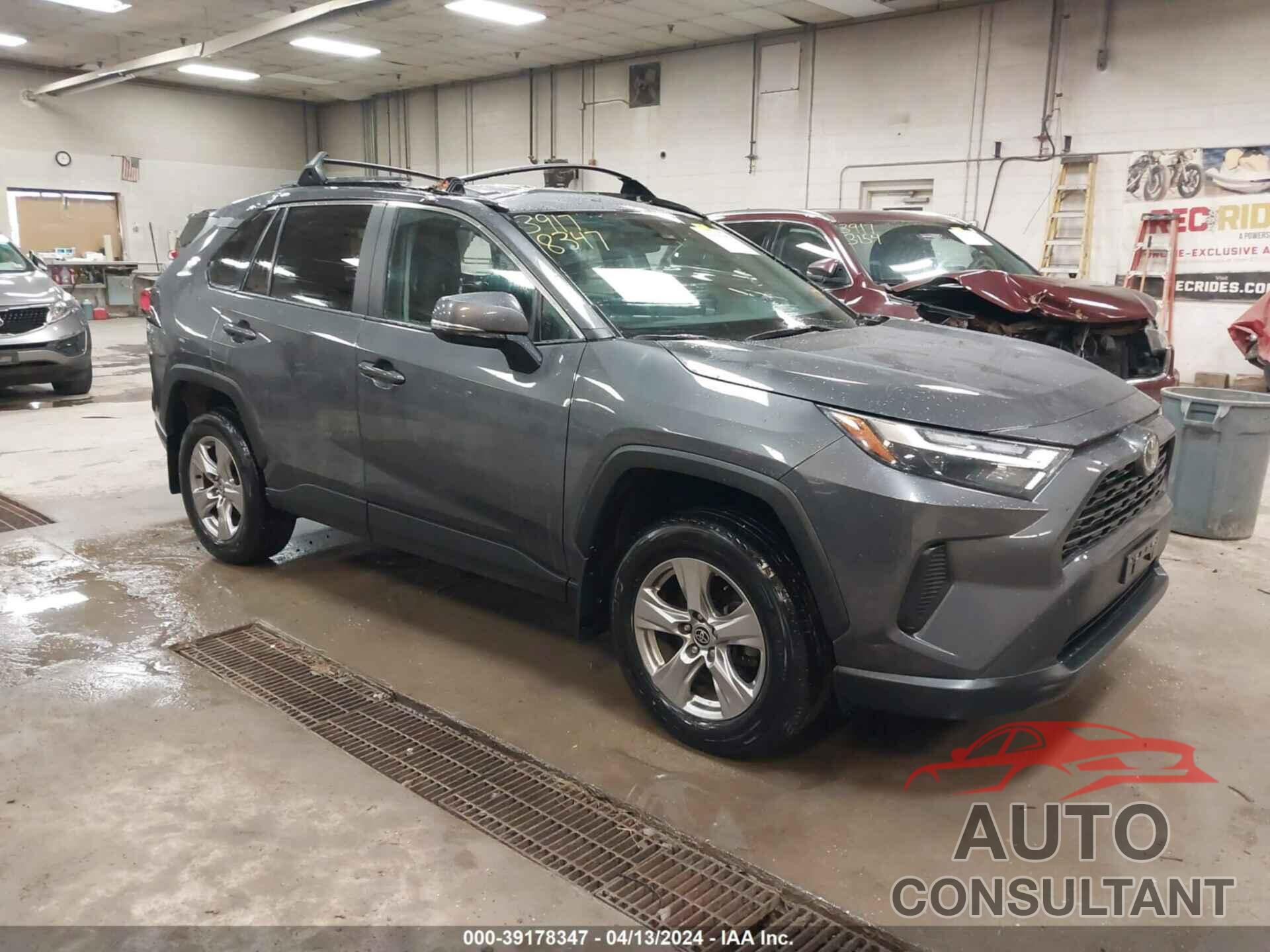 TOYOTA RAV4 2022 - 2T3P1RFV5NW300218