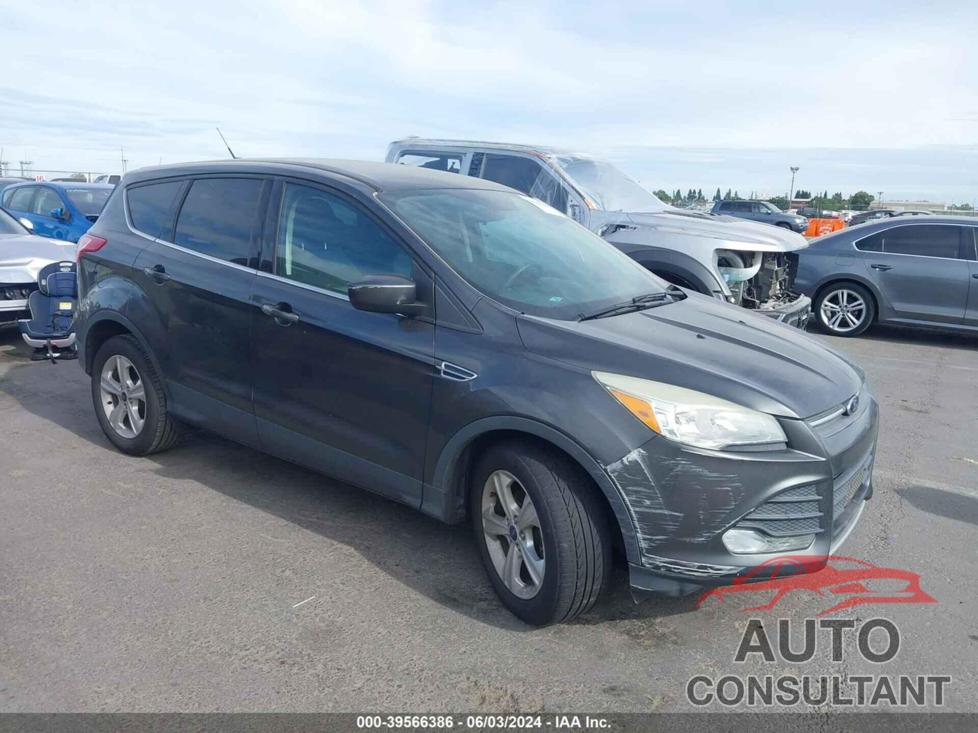 FORD ESCAPE 2016 - 1FMCU0GX6GUB48205