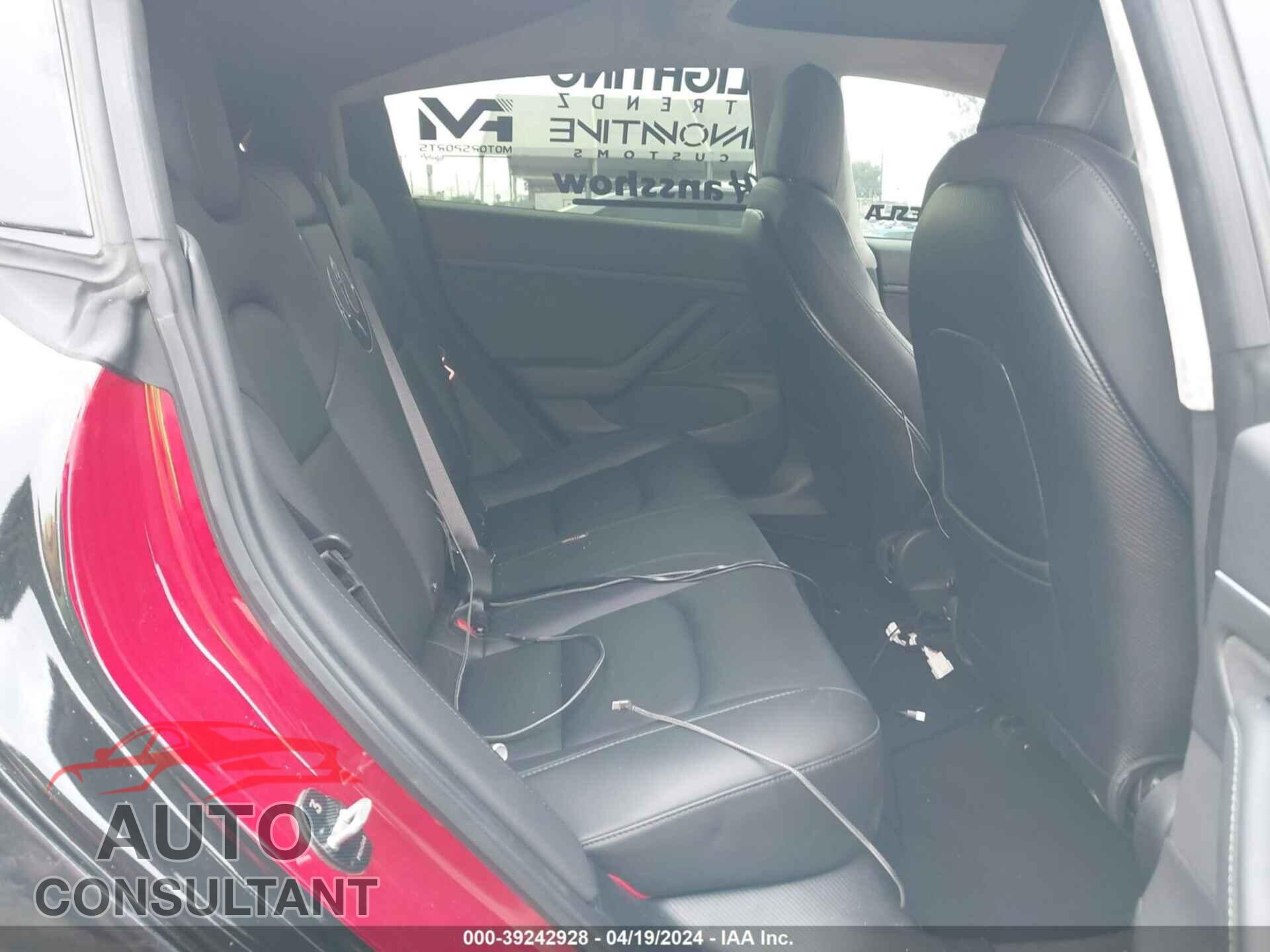 TESLA MODEL 3 2018 - 5YJ3E1EA6JF159307