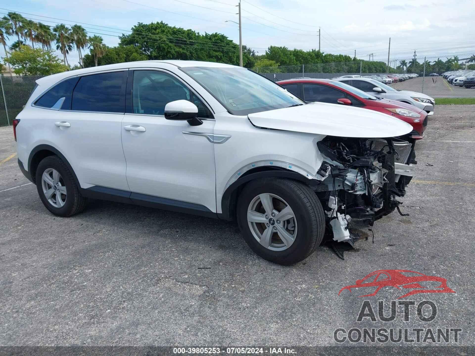 KIA SORENTO 2023 - 5XYRG4LC0PG165664