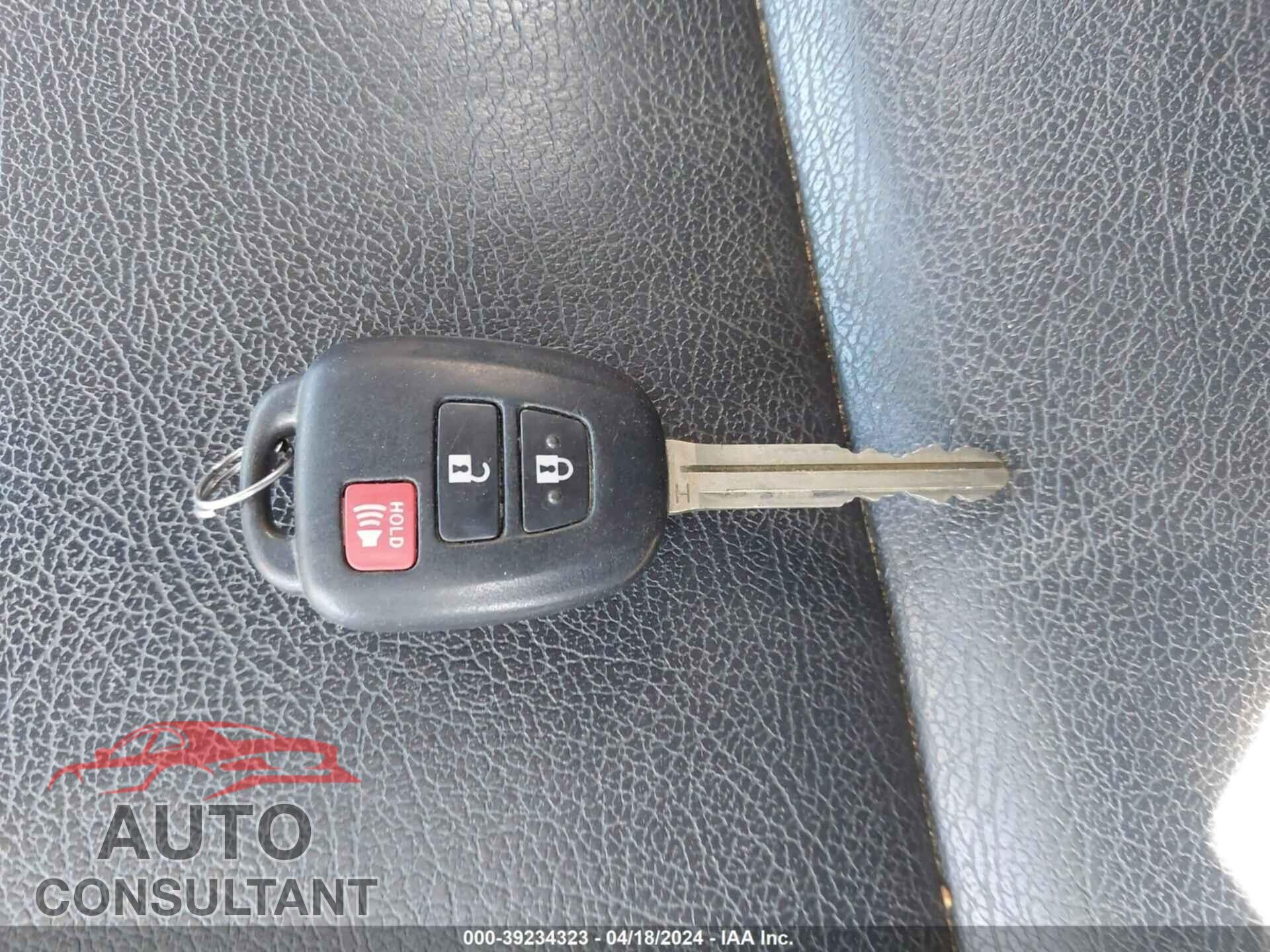 TOYOTA HIGHLANDER 2017 - 5TDBZRFH6HS408317