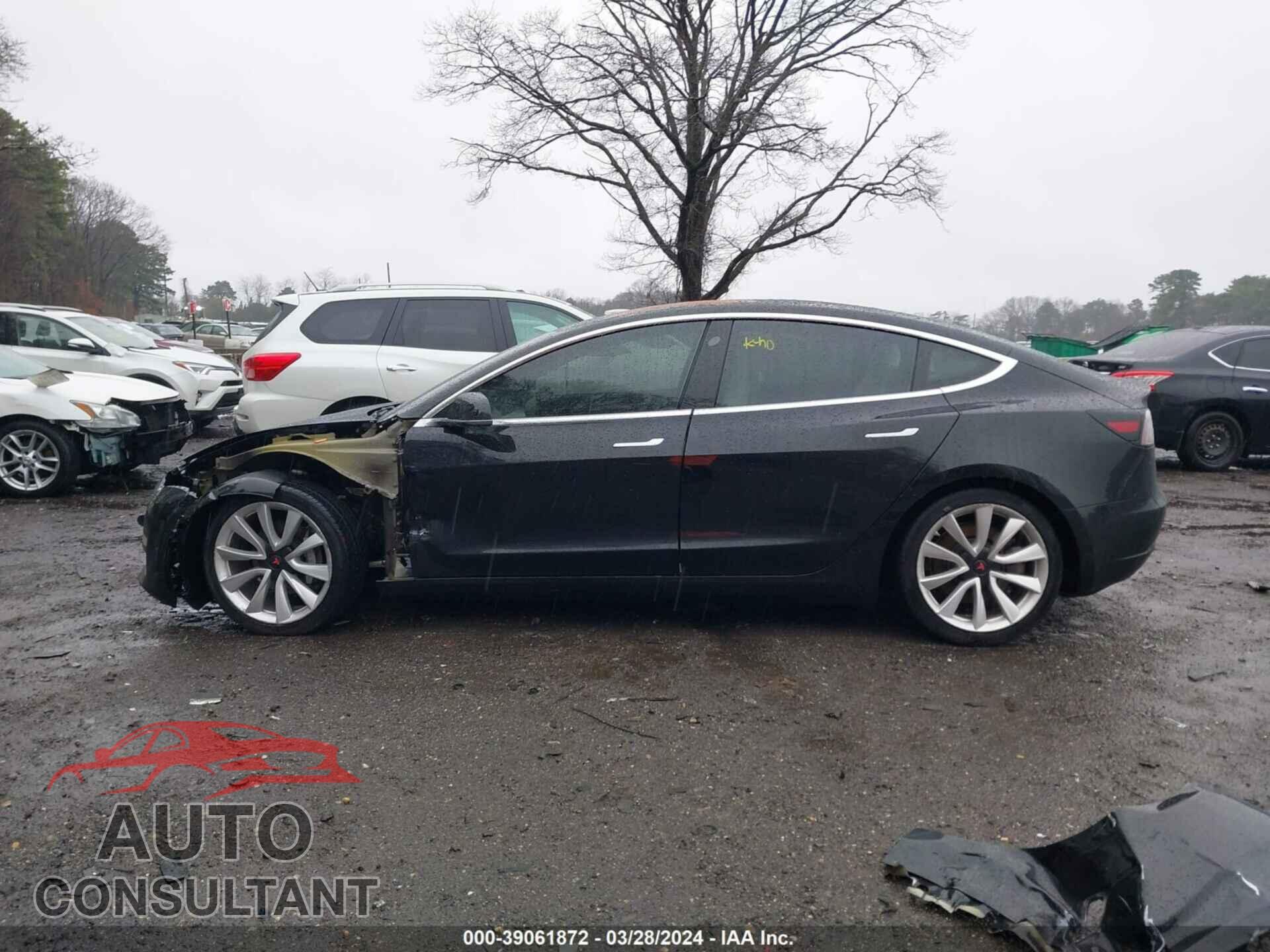 TESLA MODEL 3 2019 - 5YJ3E1EA1KF302276