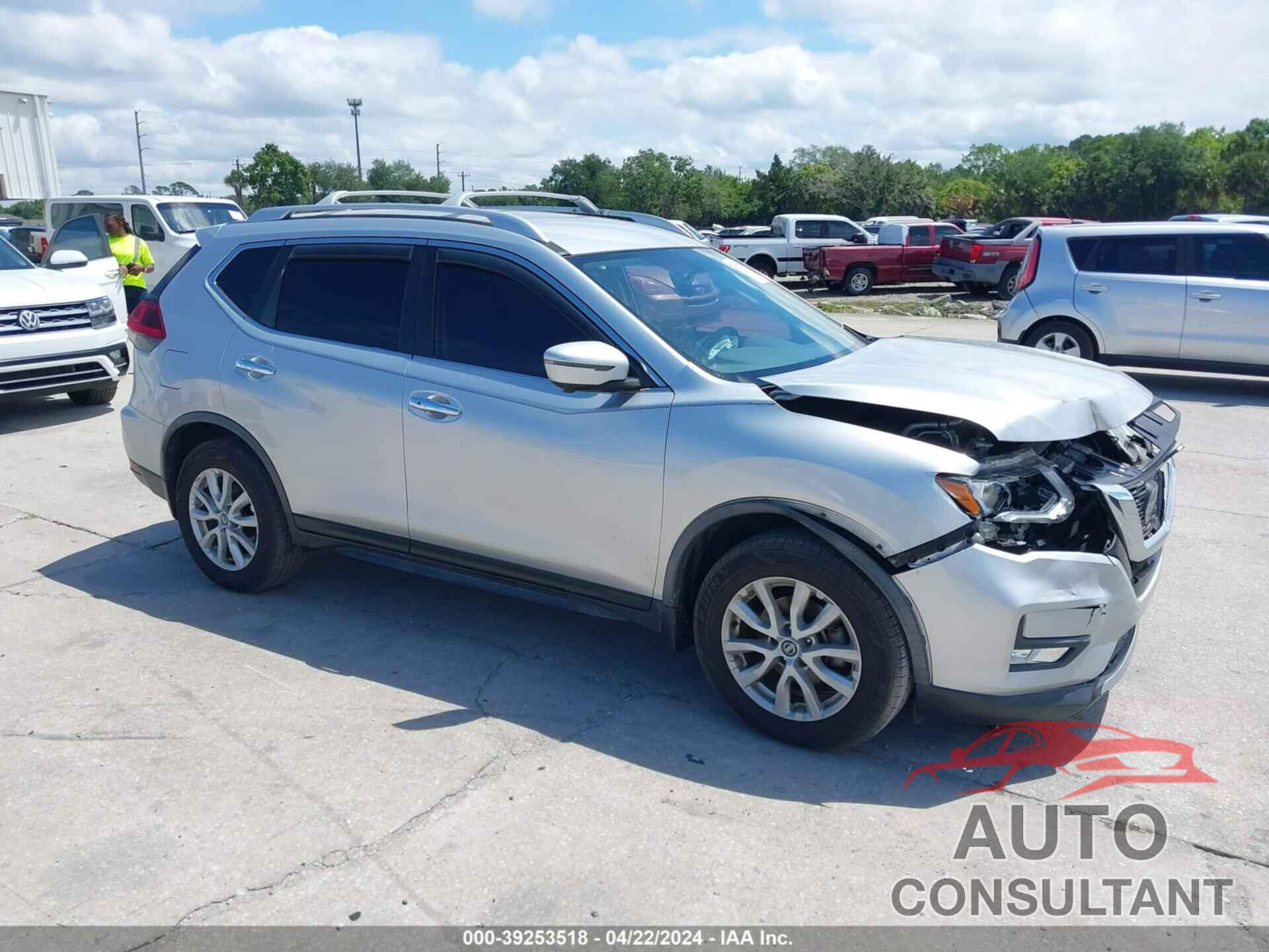 NISSAN ROGUE 2018 - JN8AT2MT6JW469091