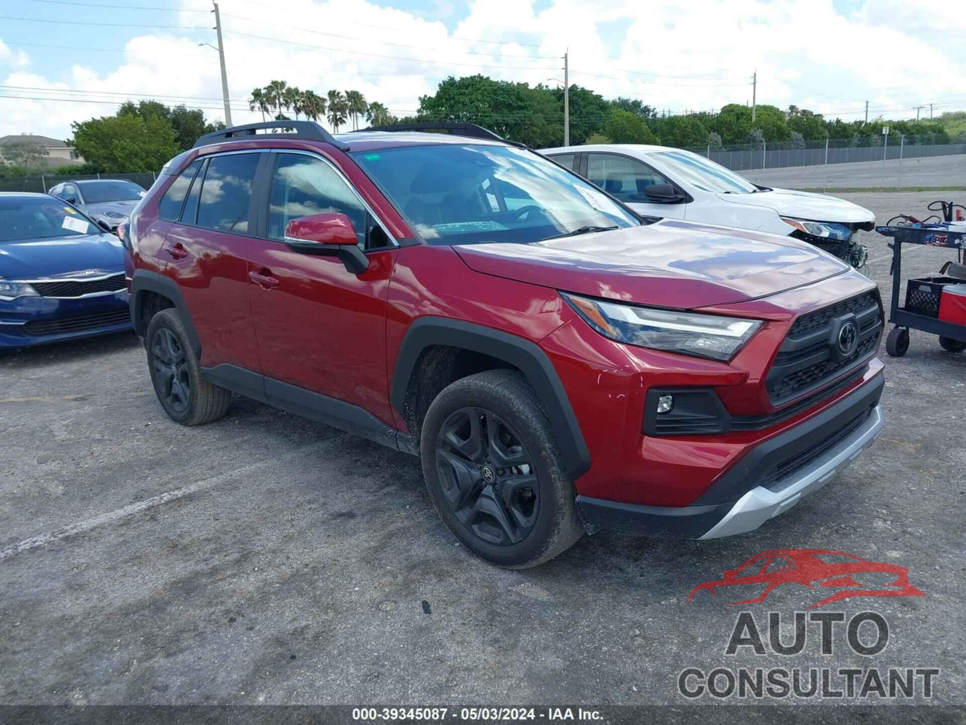 TOYOTA RAV4 2023 - 2T3J1RFV0PW350534