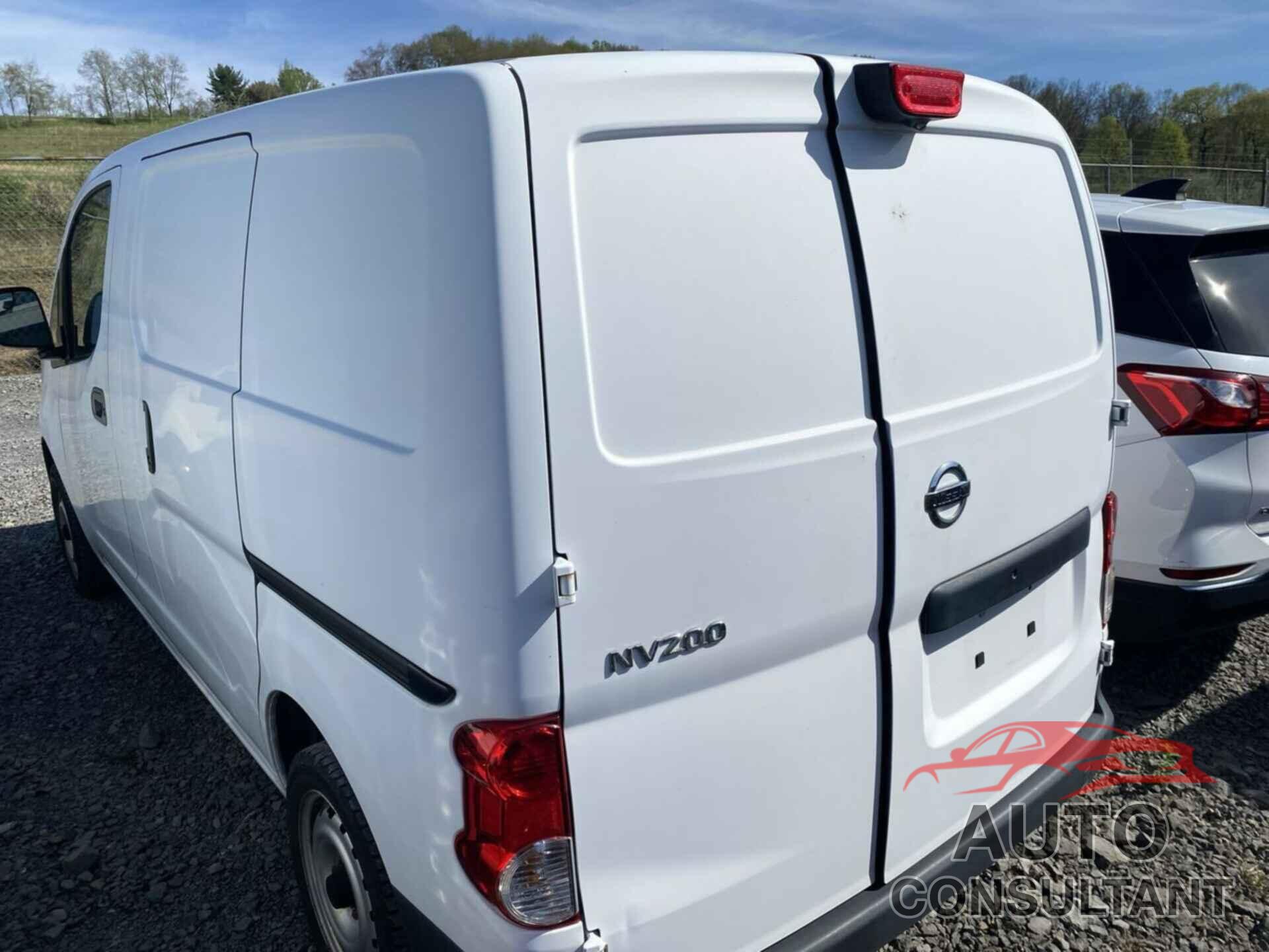NISSAN NV200 2017 - 3N6CM0KN2HK708679