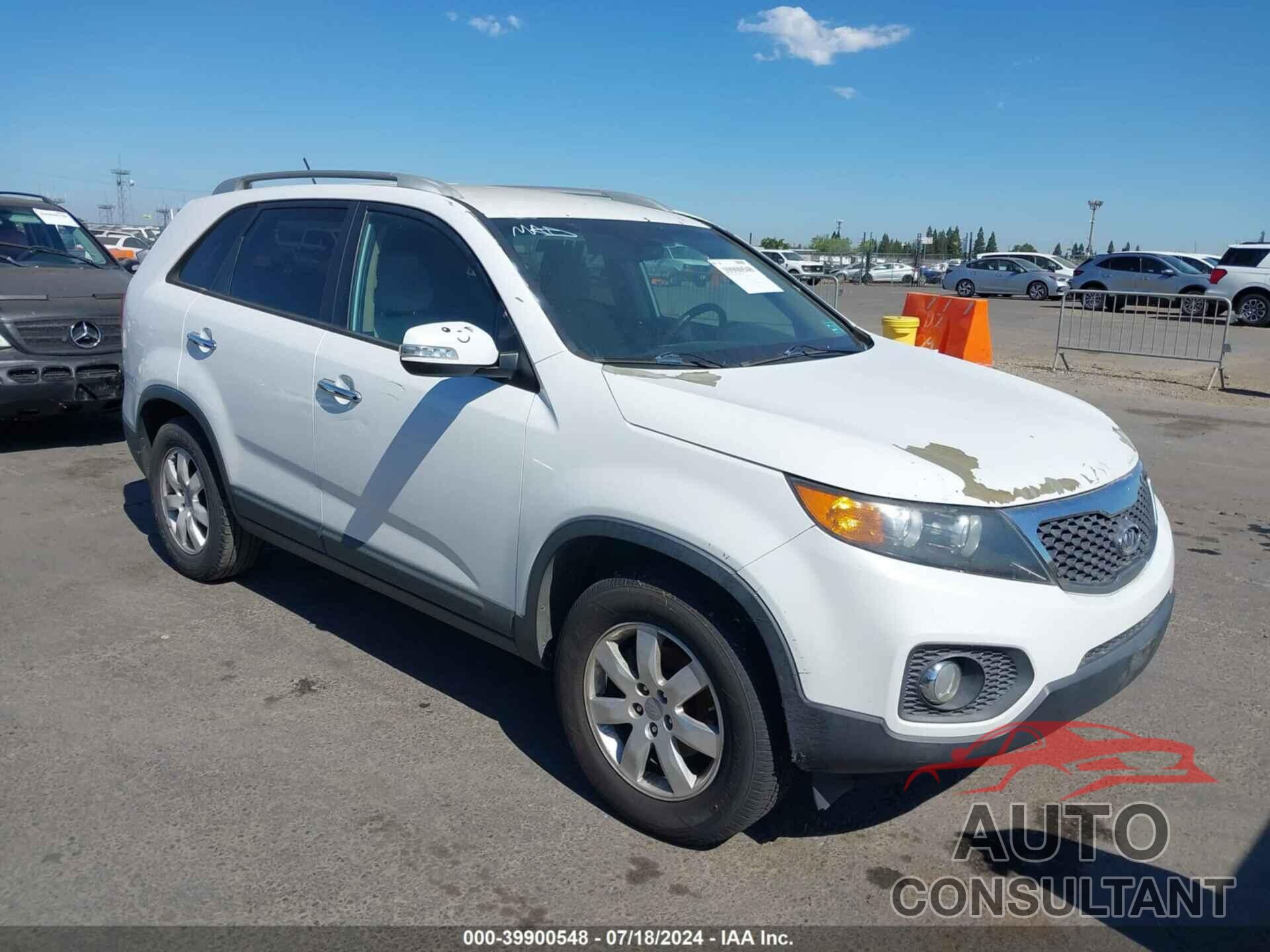 KIA SORENTO 2013 - 5XYKT3A65DG422933