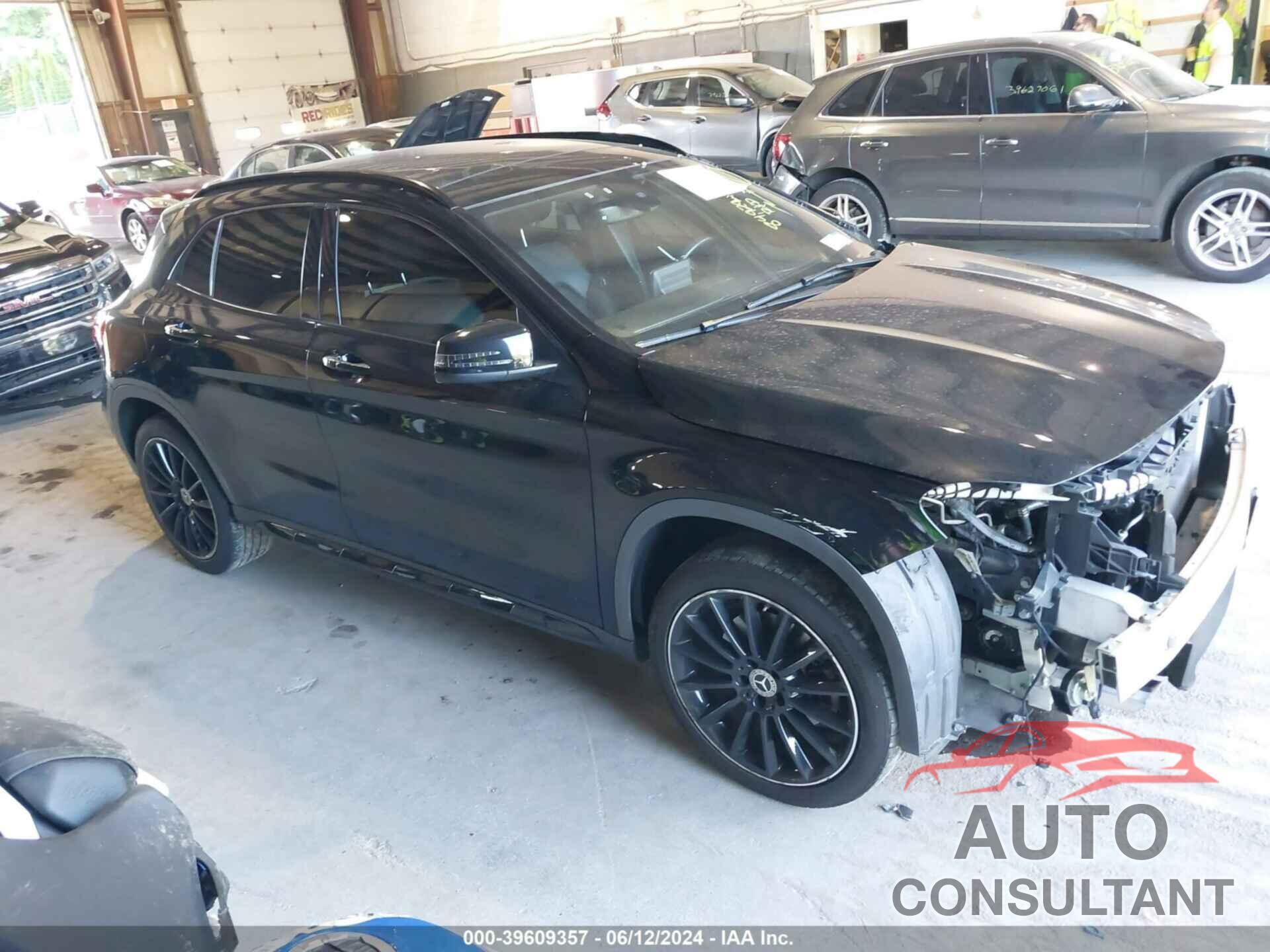 MERCEDES-BENZ GLA 250 2018 - WDCTG4GB2JJ468695