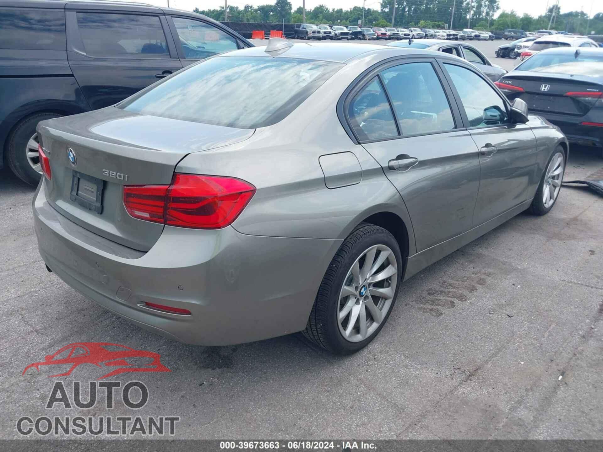 BMW 320I 2016 - WBA8E5G55GNU21953