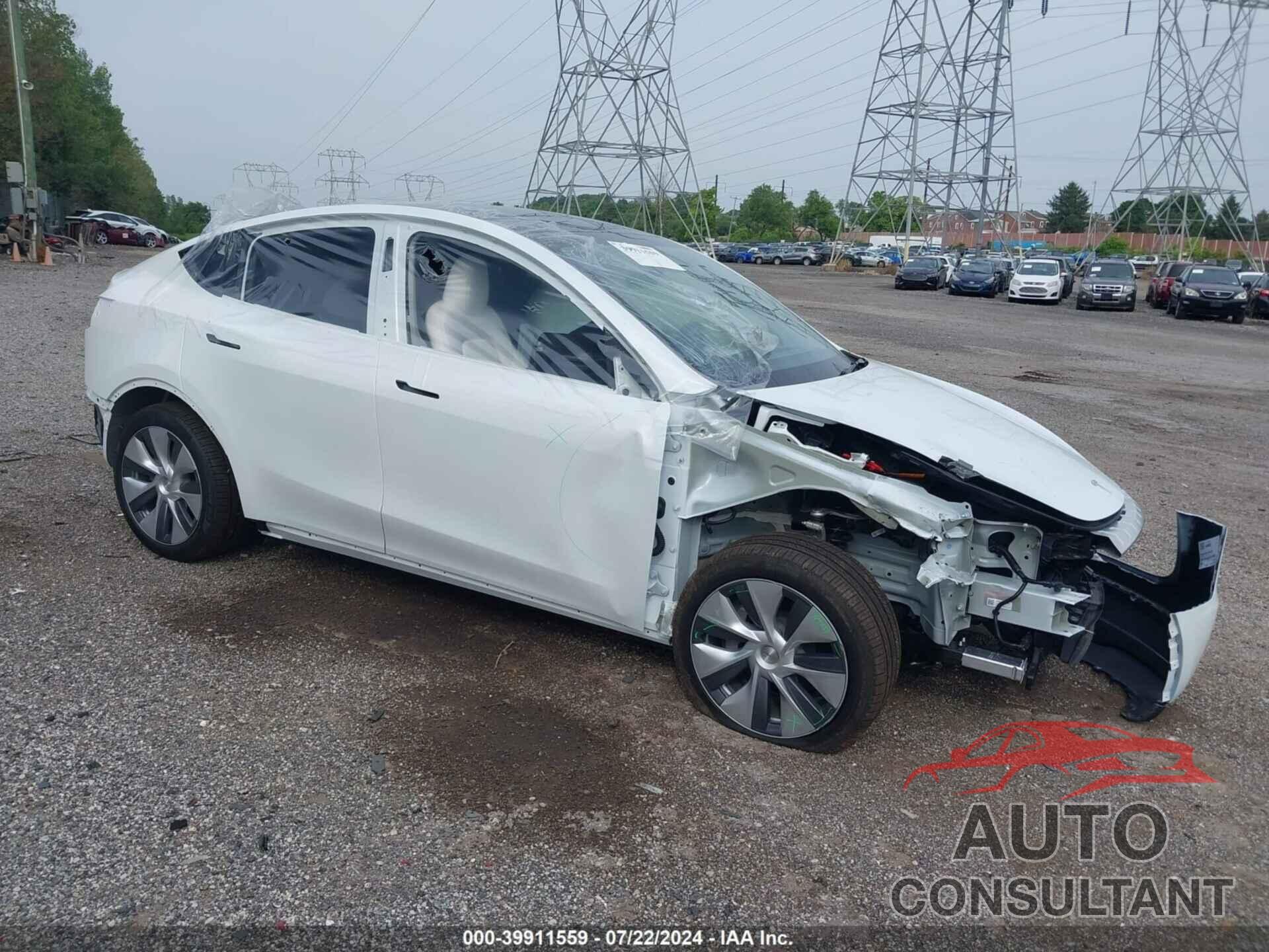 TESLA MODEL Y 2024 - 7SAYGDEE3RA280098