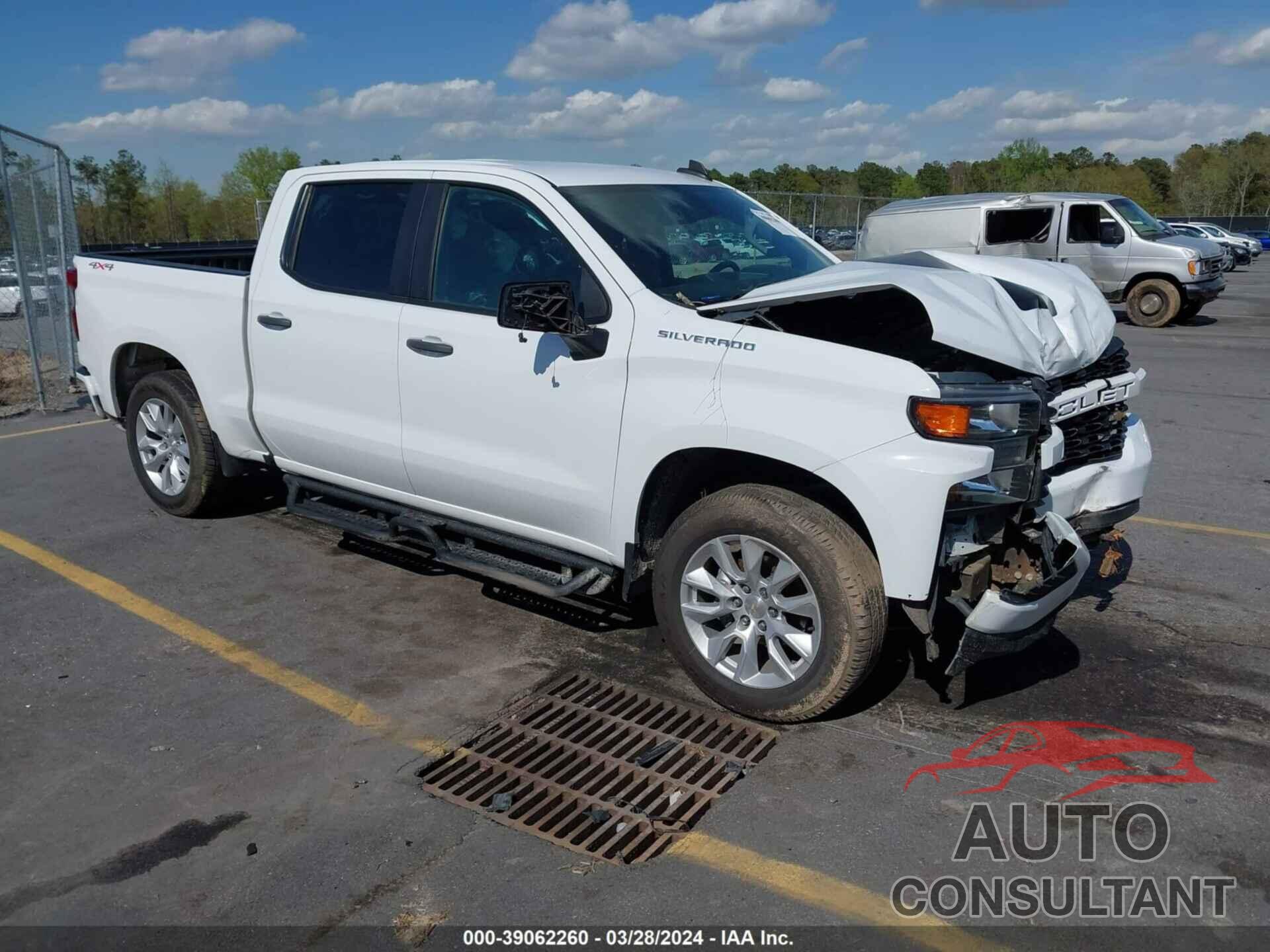 CHEVROLET SILVERADO 1500 2021 - 1GCPYBEK4MZ114467