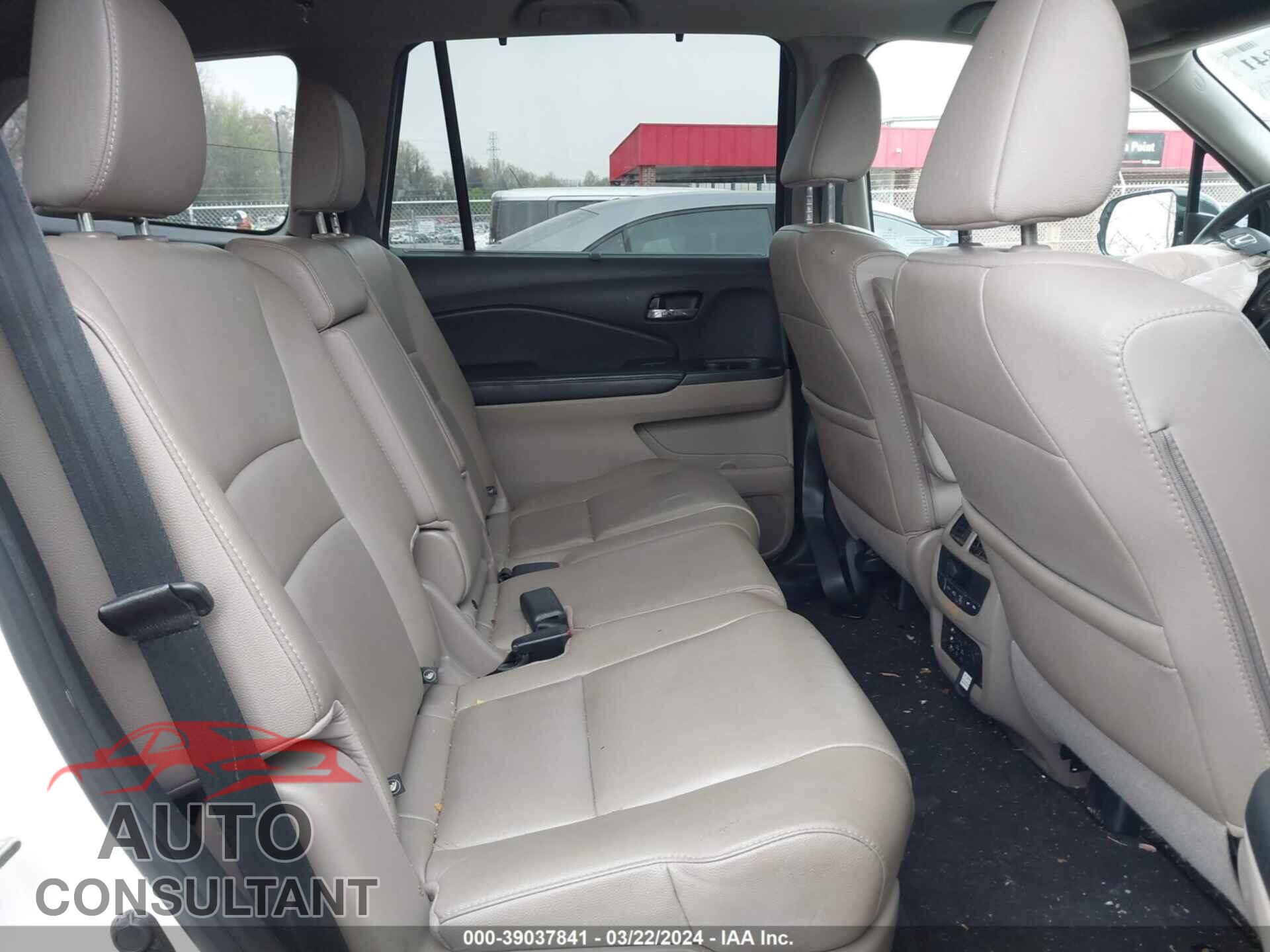 HONDA PILOT 2017 - 5FNYF6H97HB043786