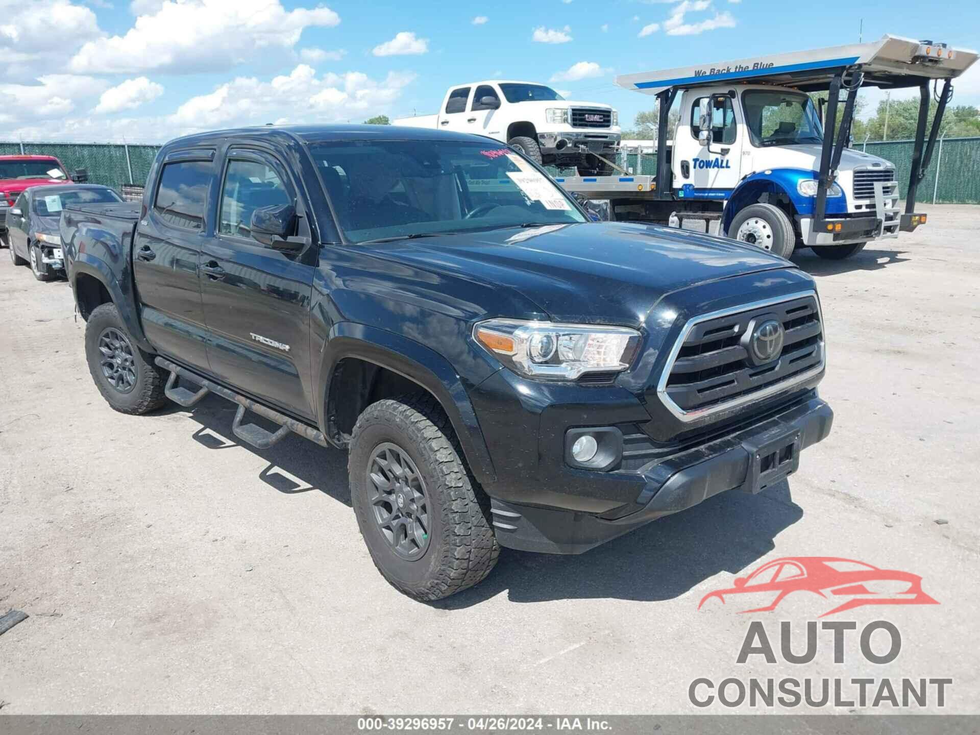 TOYOTA TACOMA 2018 - 3TMCZ5AN5JM171576
