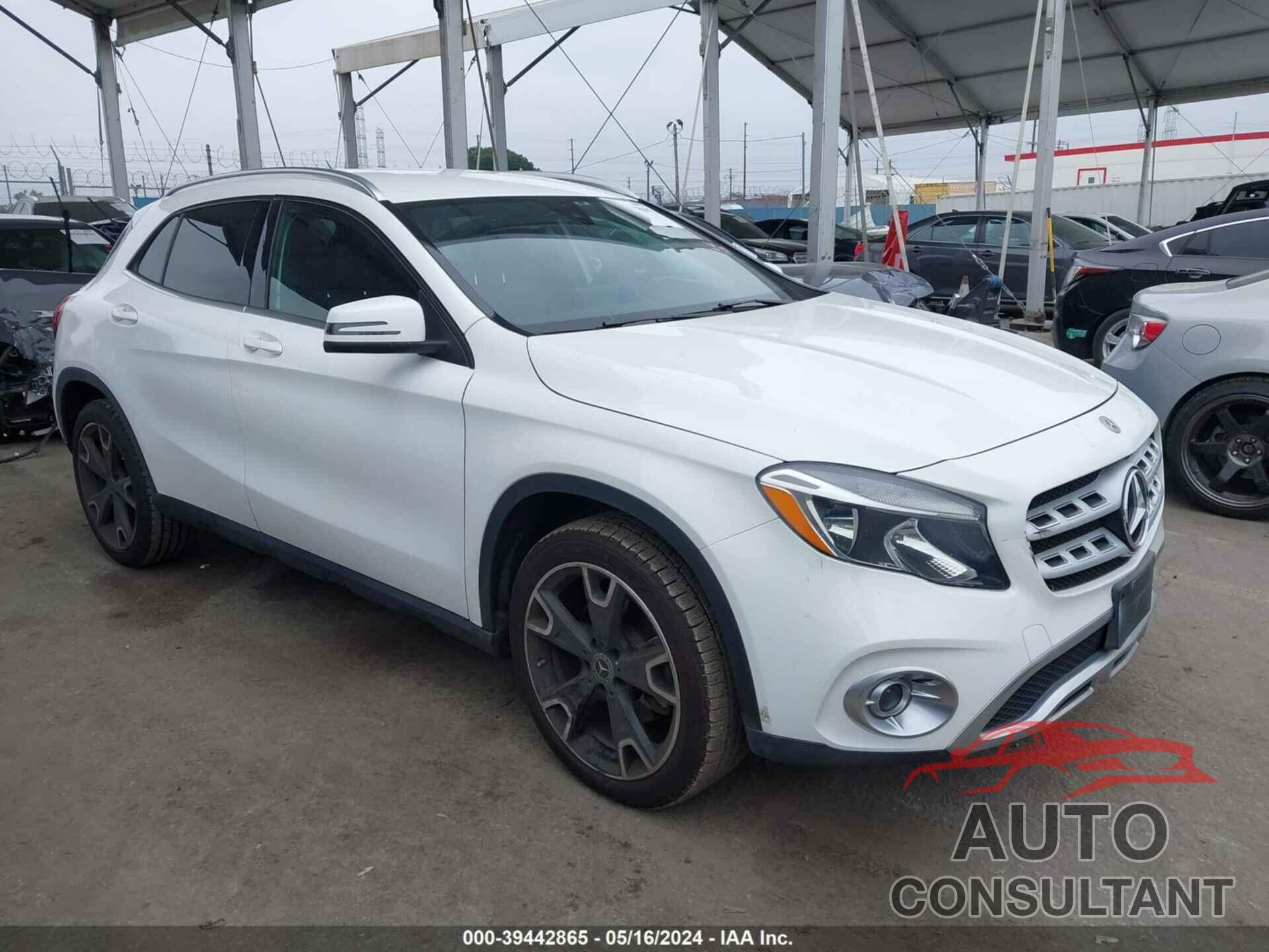 MERCEDES-BENZ GLA 250 2019 - WDCTG4EB3KU017732