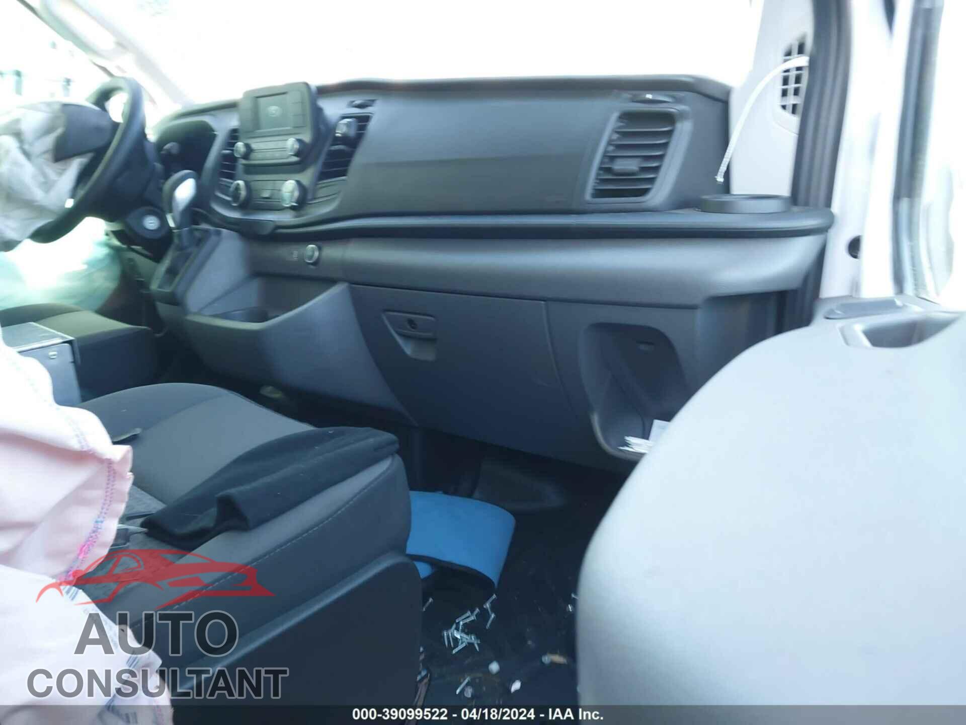 FORD TRANSIT 2023 - 1FTBW9C8XPKA36502