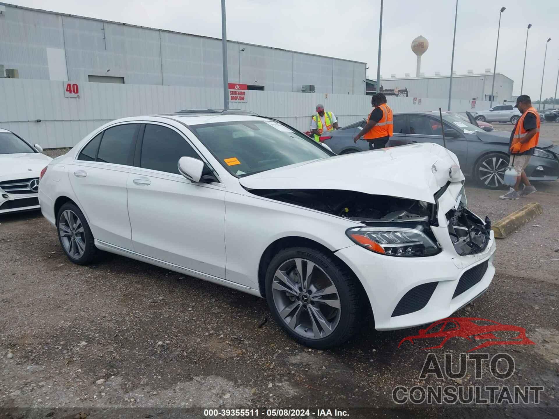 MERCEDES-BENZ C 300 2019 - 55SWF8EB8KU288113