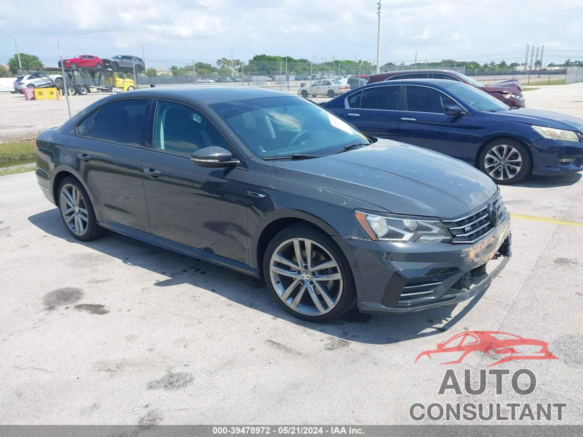 VOLKSWAGEN PASSAT 2018 - 1VWAA7A30JC000287
