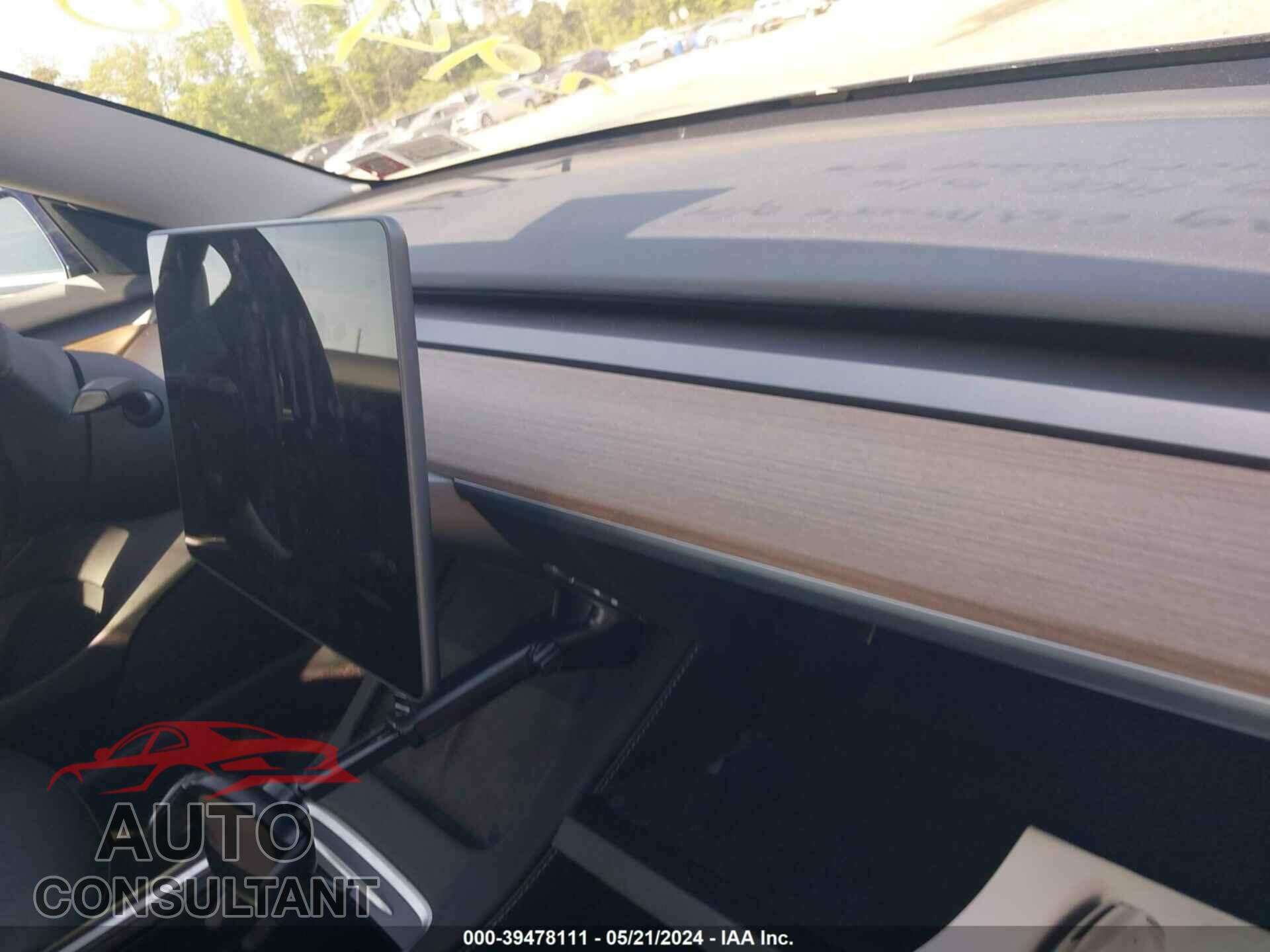 TESLA MODEL 3 2022 - 5YJ3E1EA6NF372621