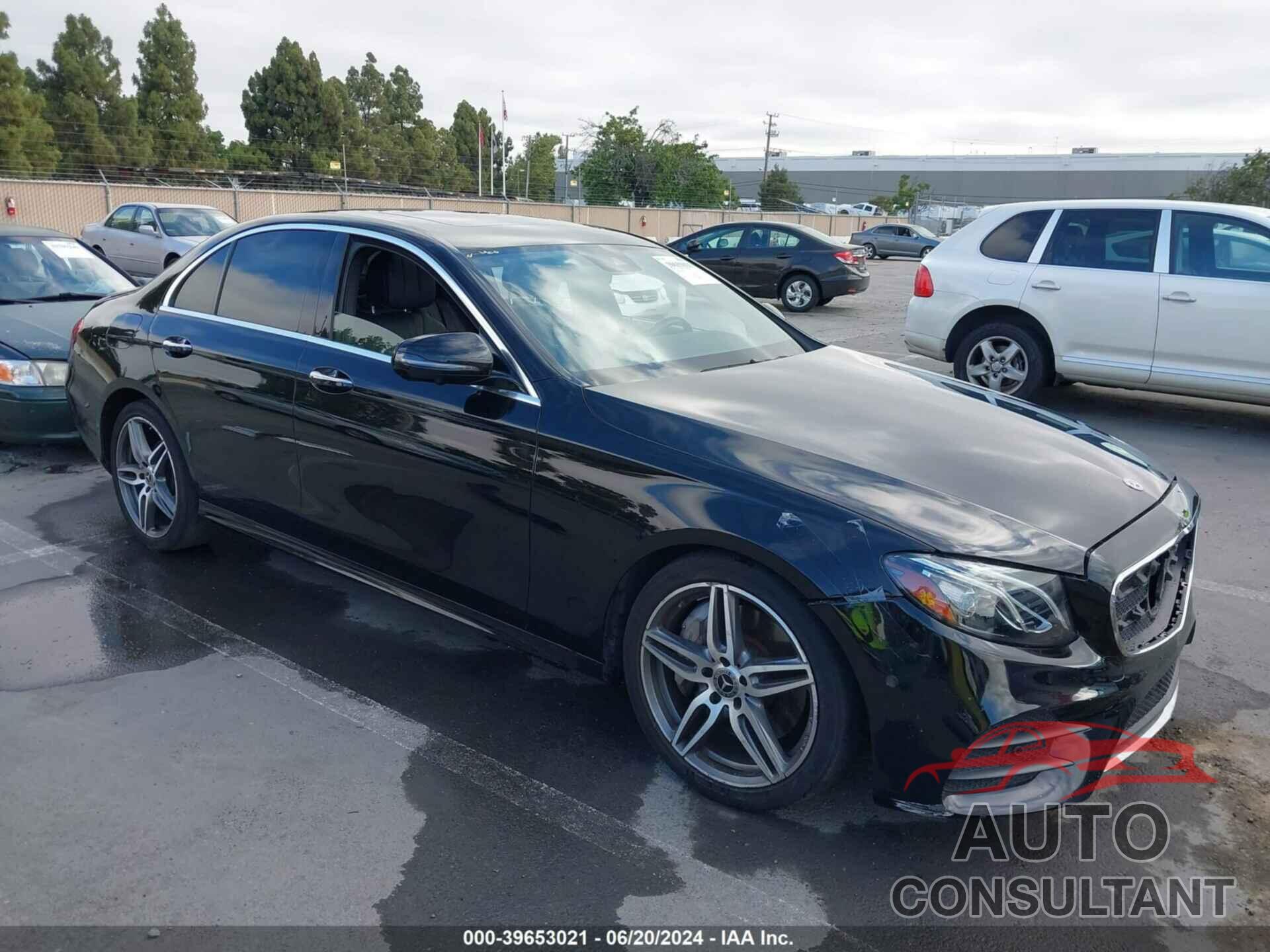 MERCEDES-BENZ E 300 2019 - WDDZF4JB8KA598340