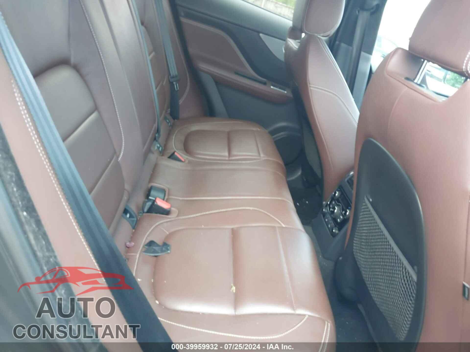 JAGUAR F-PACE 2017 - SADCM2BV2HA082751