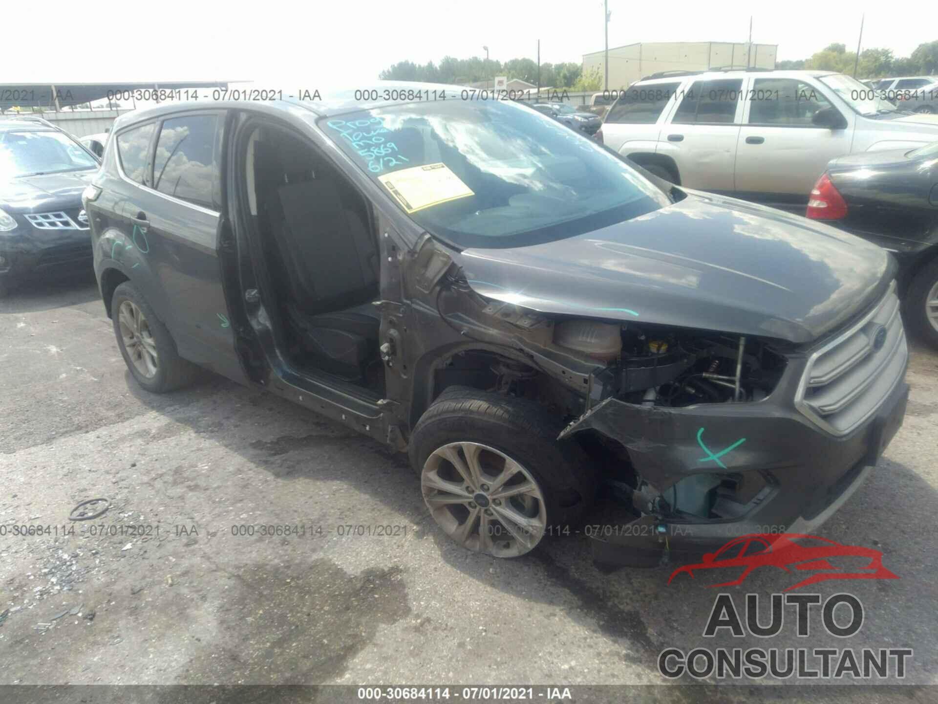 FORD ESCAPE 2017 - 1FMCU0GD9HUE53981