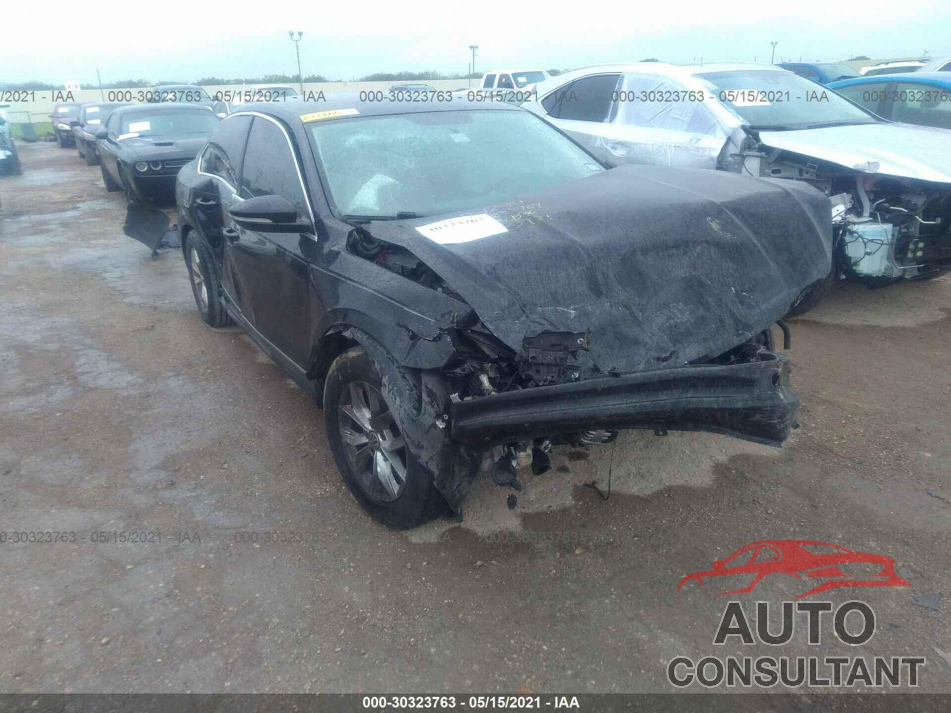 VOLKSWAGEN PASSAT 2016 - 1VWAS7A36GC063951