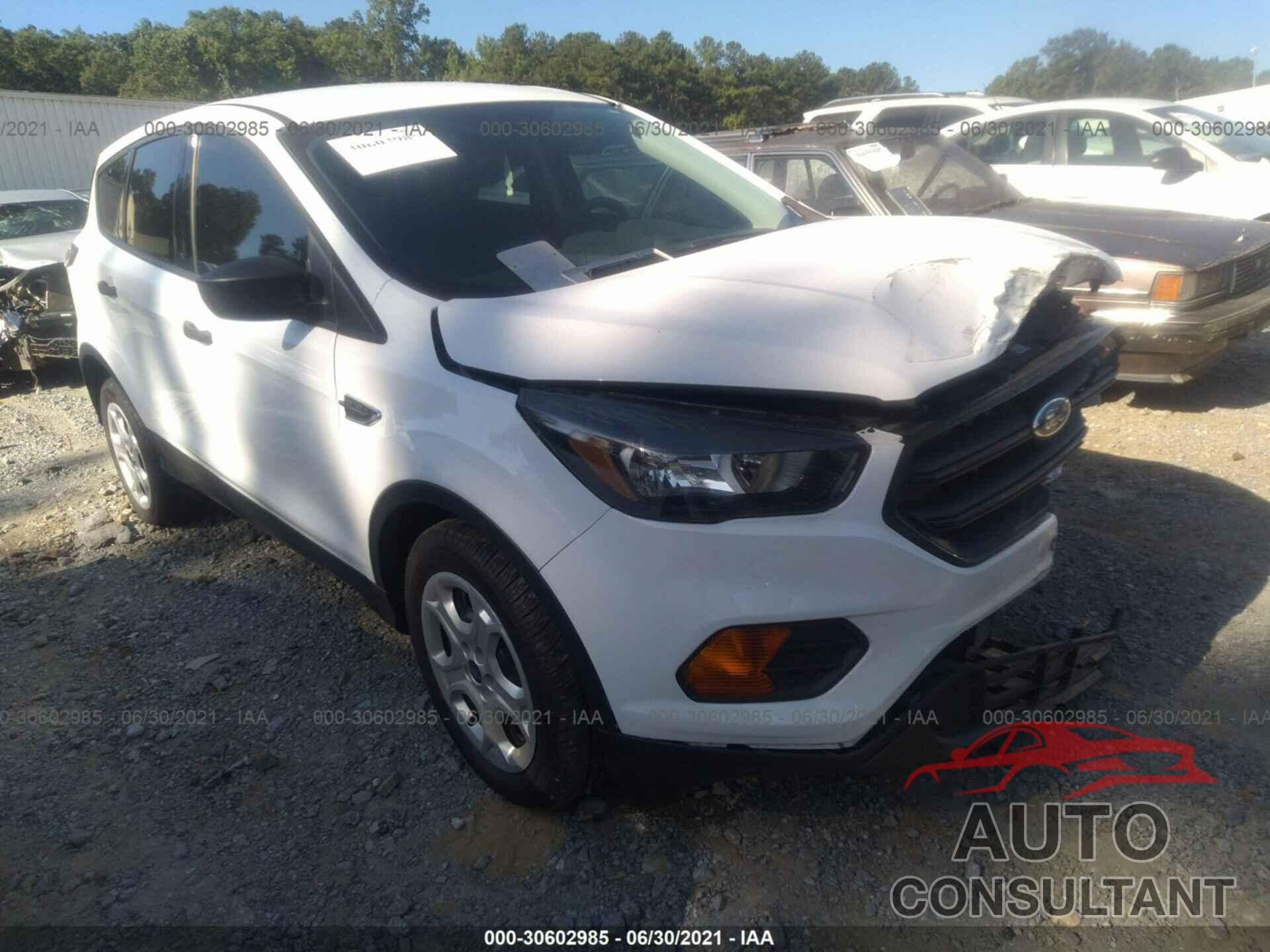 FORD ESCAPE 2018 - 1FMCU0F79JUA07086