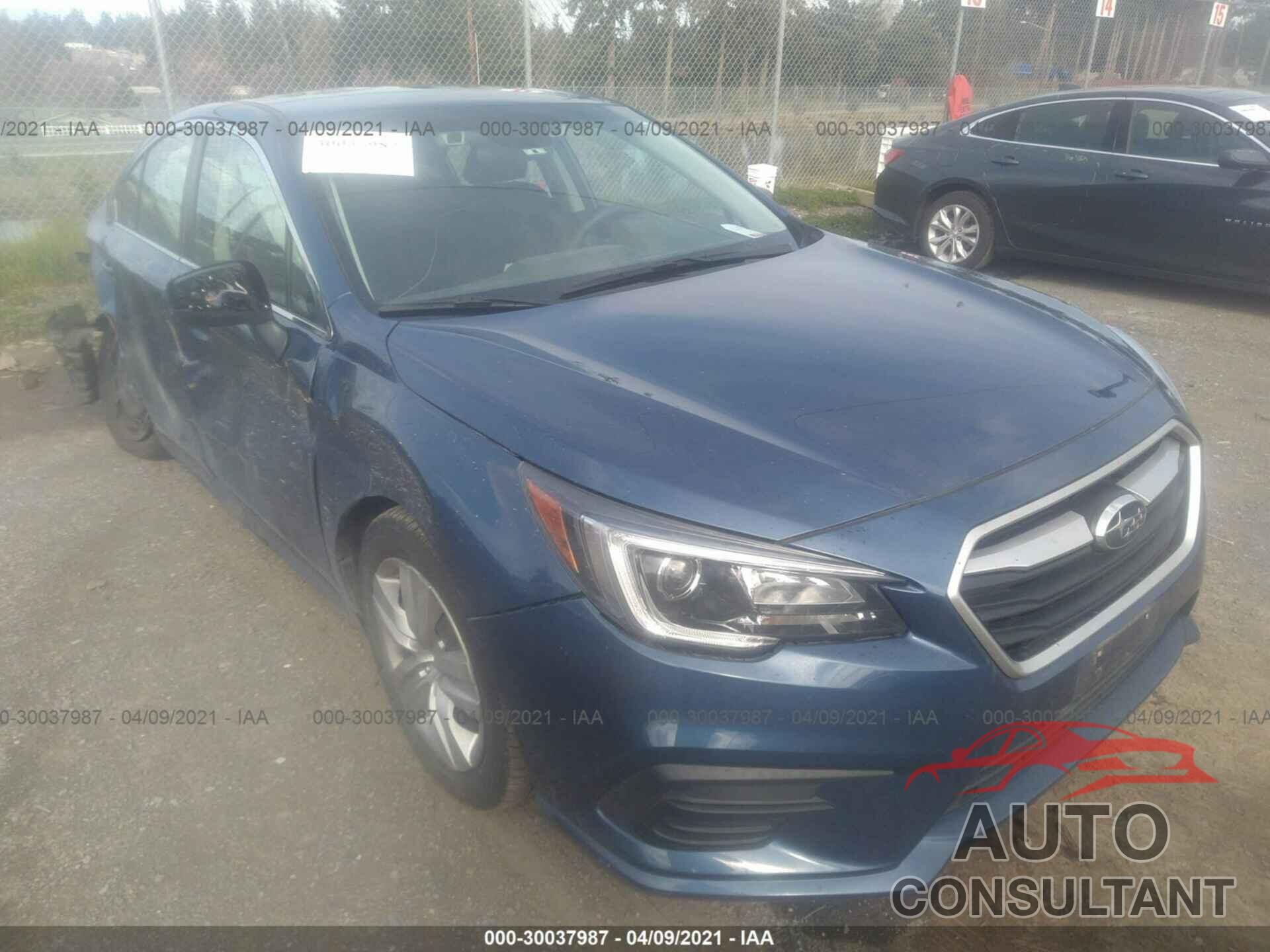 SUBARU LEGACY 2019 - 4S3BNAB61K3033382