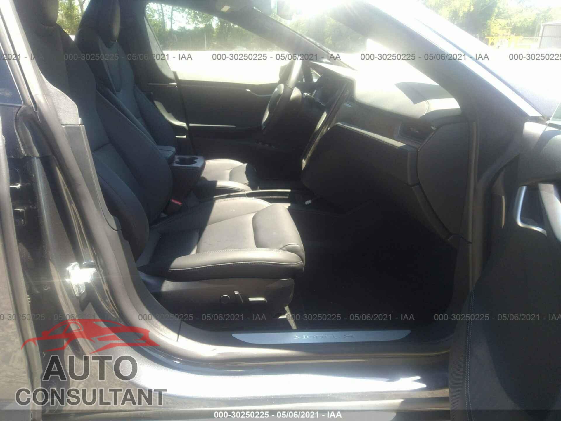 TESLA MODEL S 2020 - 5YJSA1E28LF411030