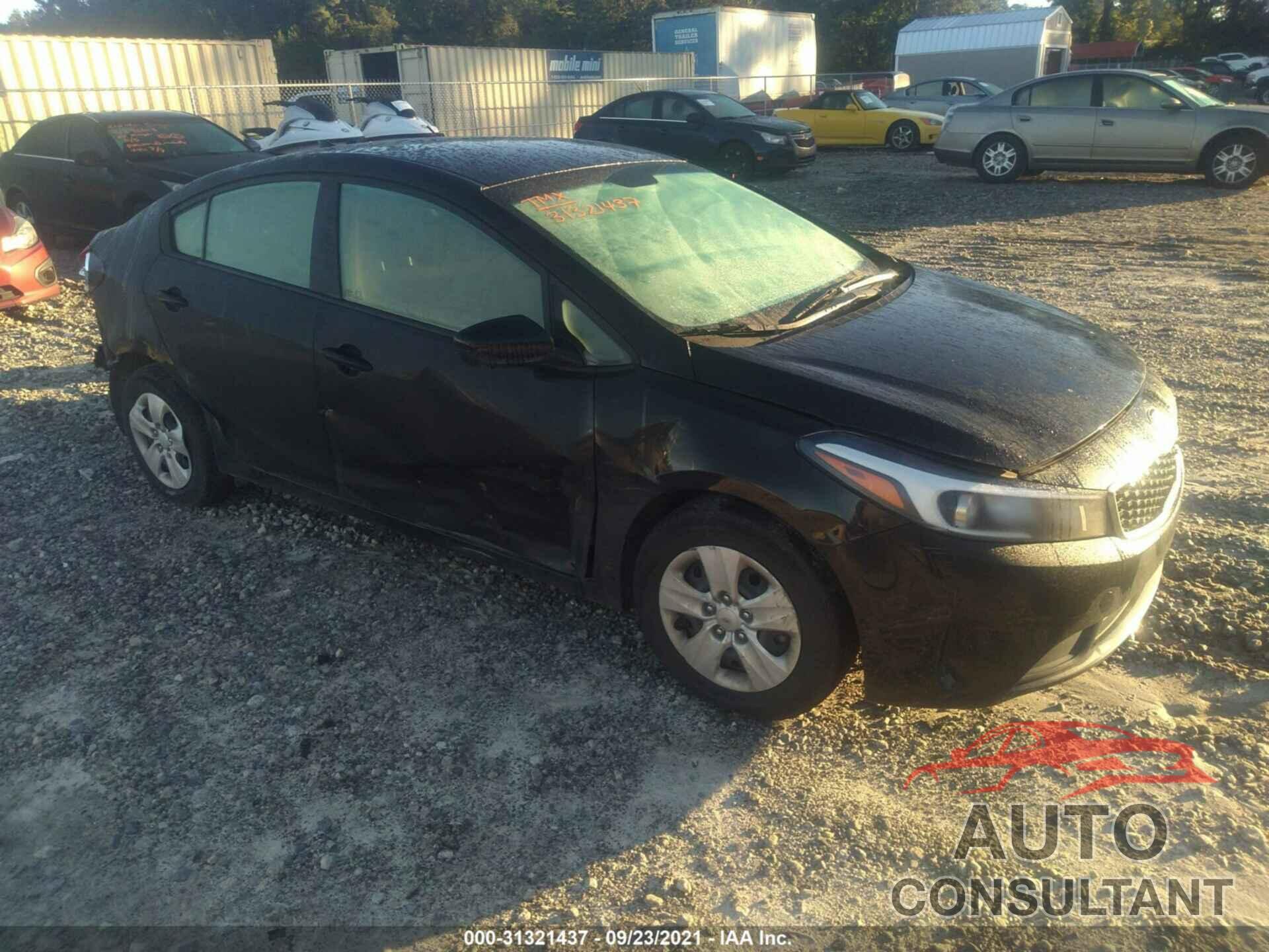 KIA FORTE 2018 - 3KPFK4A74JE234352