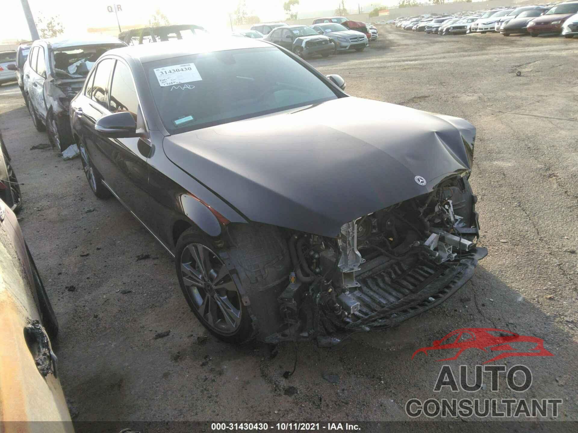 MERCEDES-BENZ C-CLASS 2018 - 55SWF4JB5JU266860