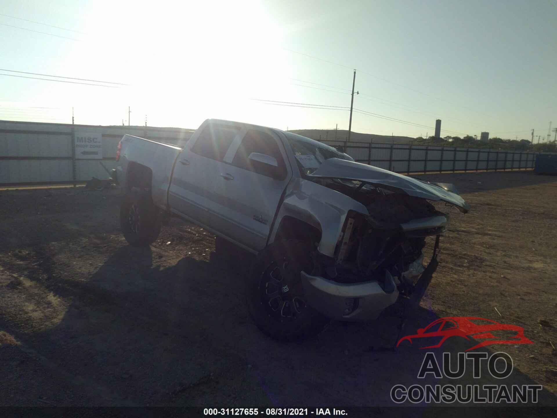 CHEVROLET SILVERADO 1500 2018 - 3GCUKREC9JG277567