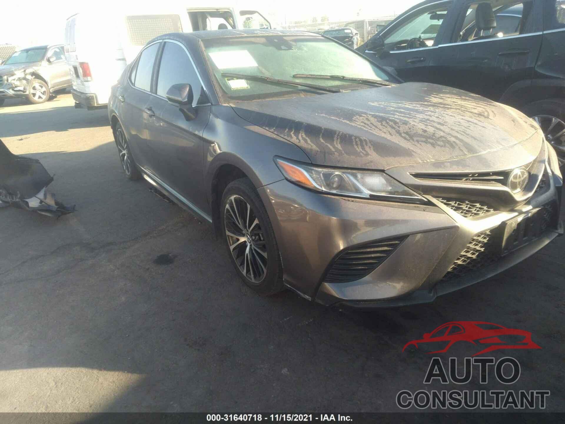 TOYOTA CAMRY 2020 - 4T1G11AK8LU872582
