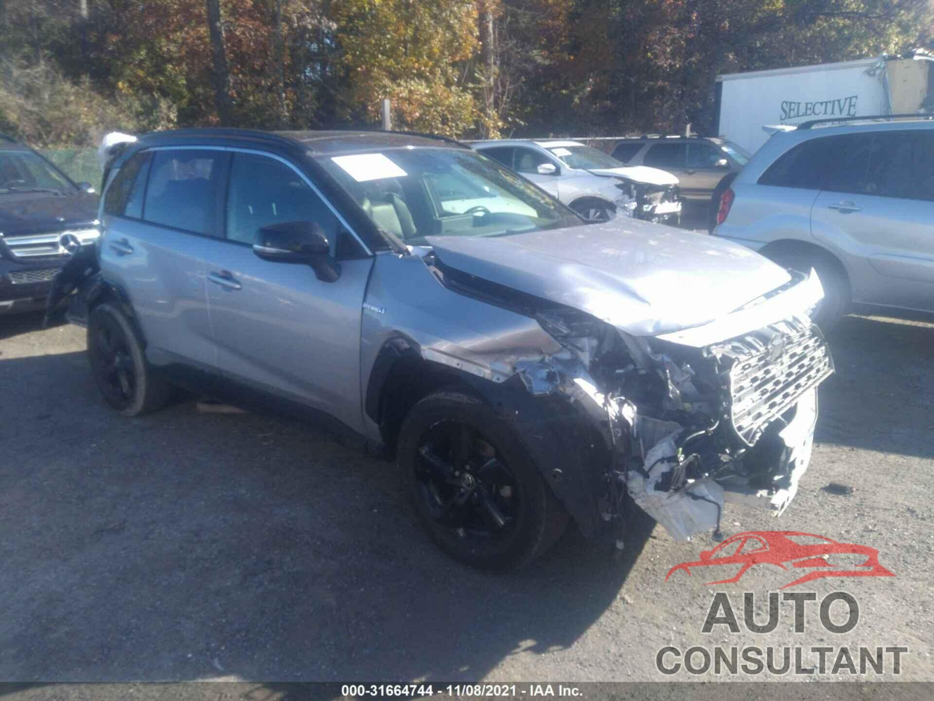 TOYOTA RAV4 2020 - JTMEWRFV8LD543671