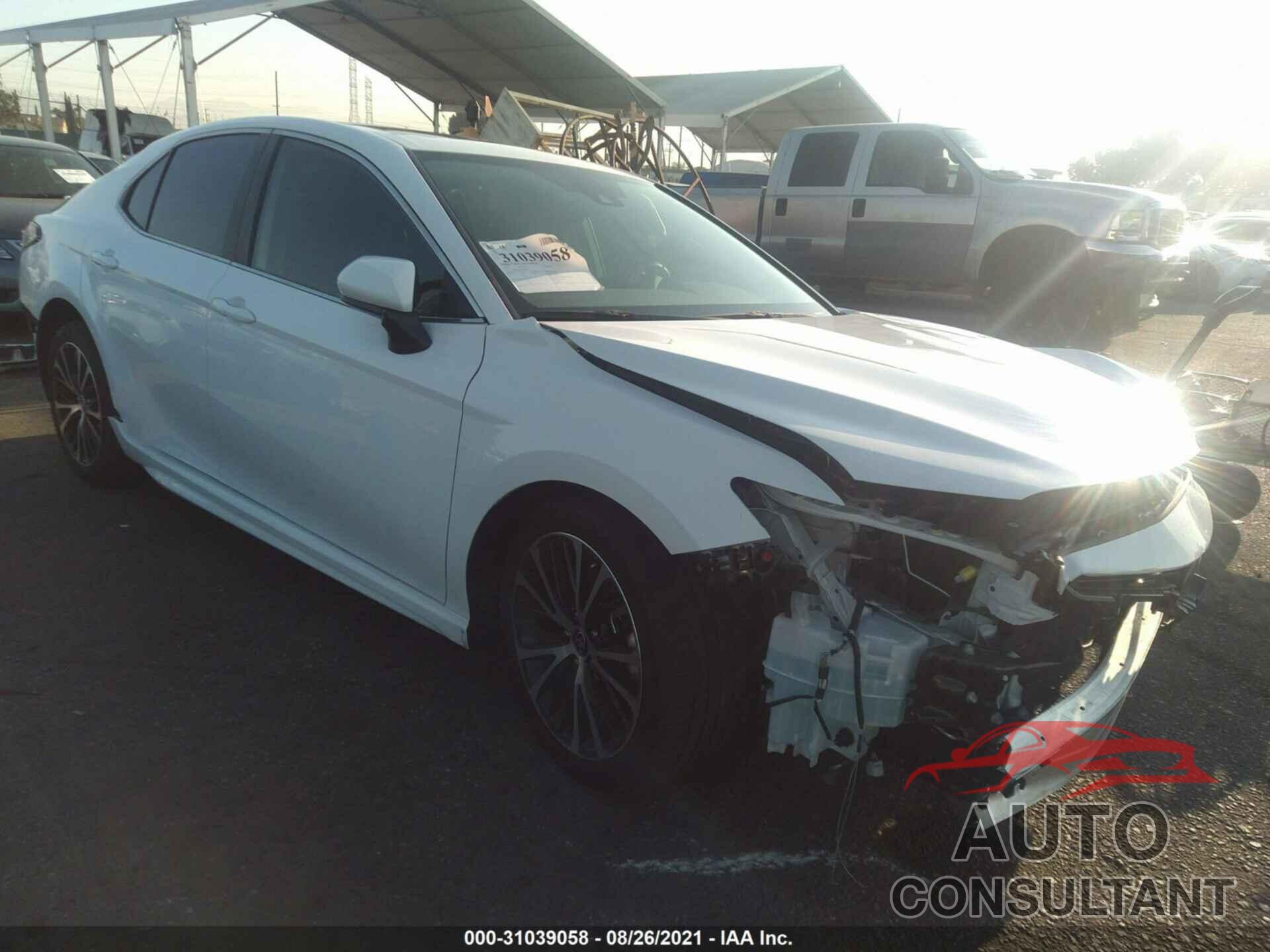 TOYOTA CAMRY 2020 - 4T1G11AK8LU969278