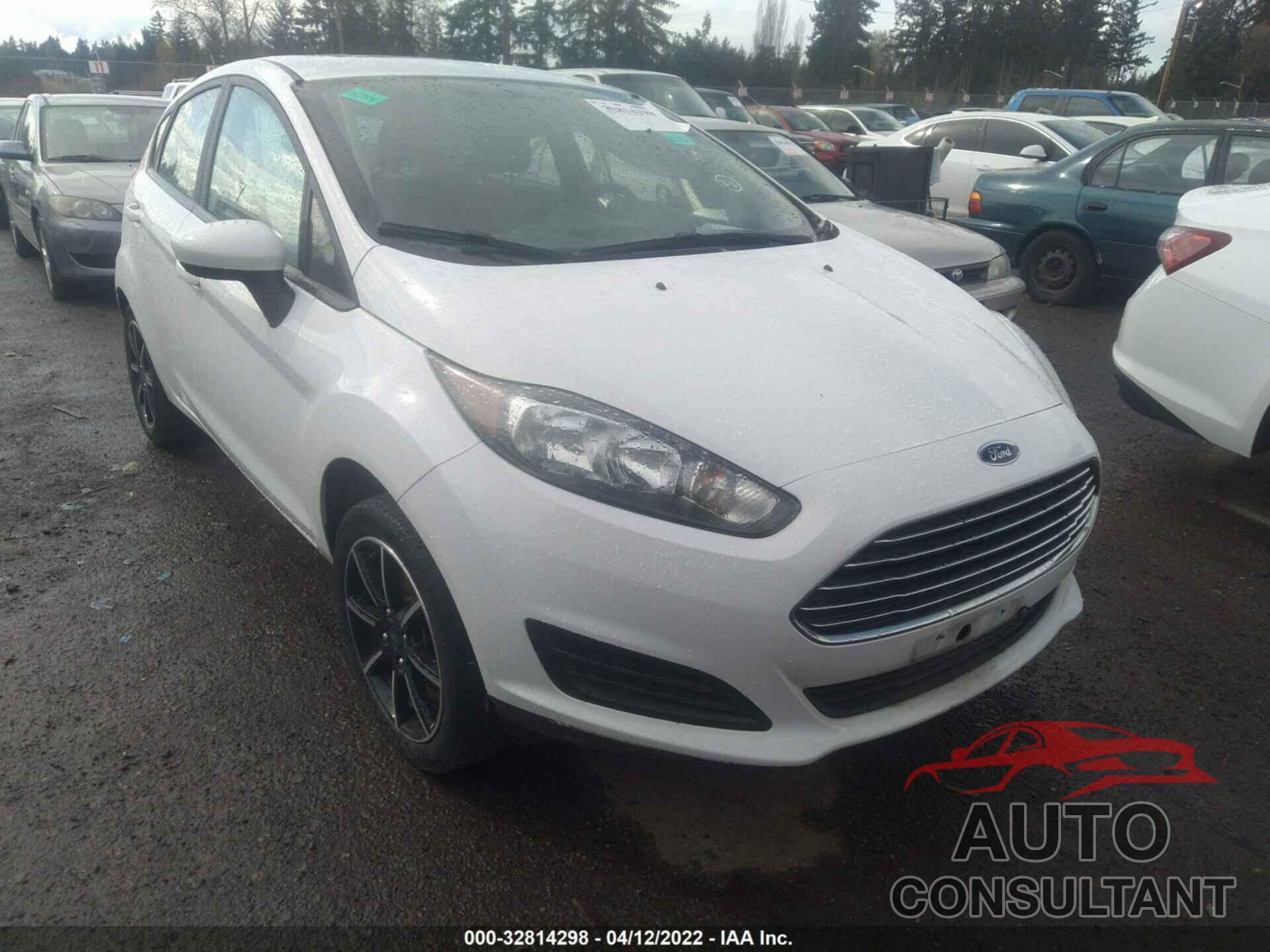 FORD FIESTA 2018 - 3FADP4EJ8JM135396