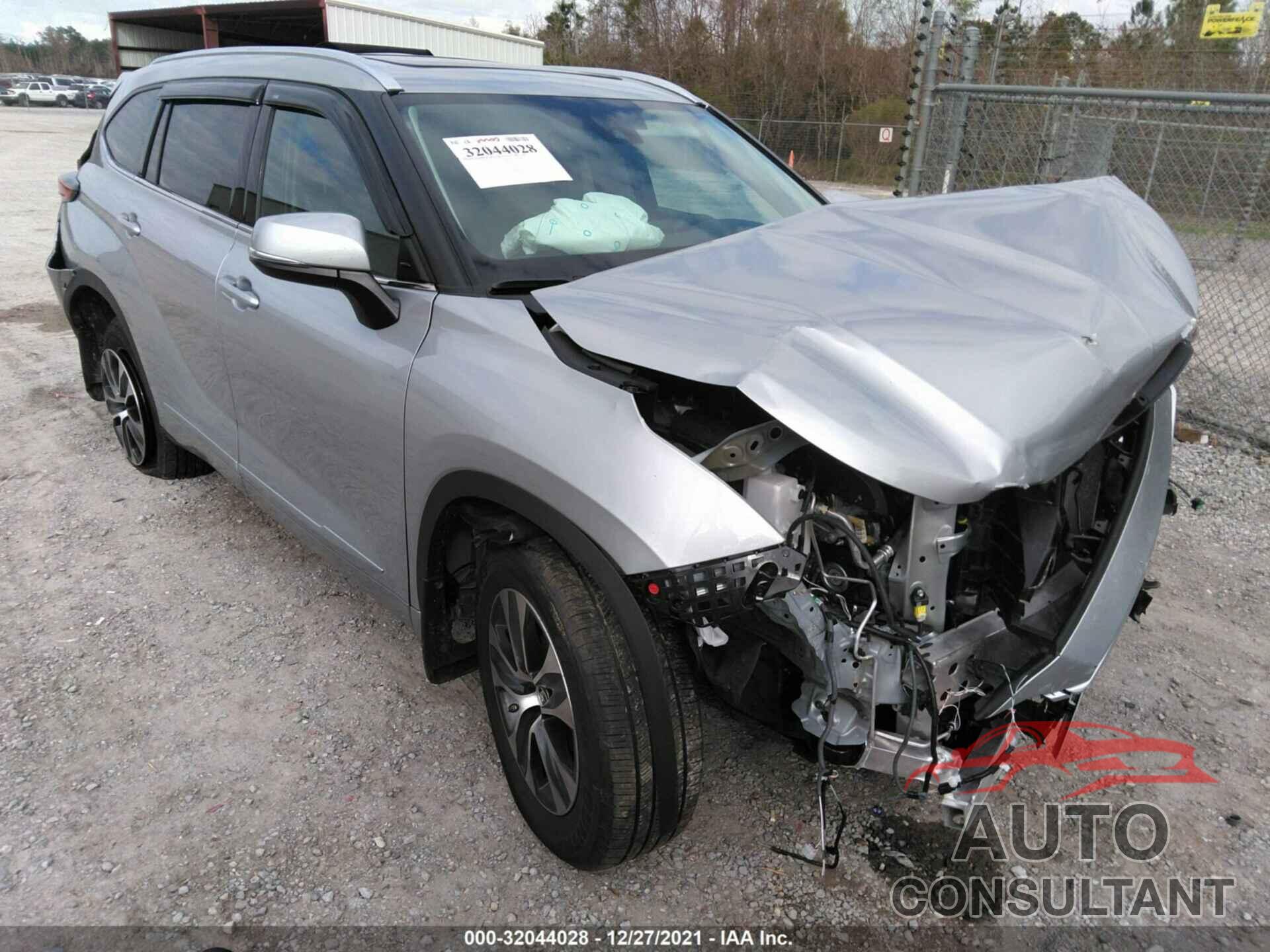 TOYOTA HIGHLANDER 2021 - 5TDGZRAH2MS529479