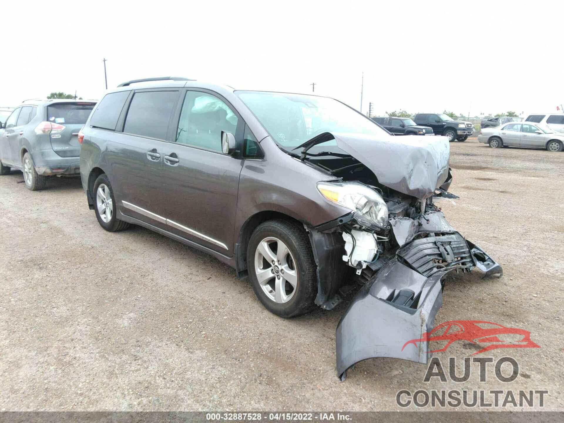 TOYOTA SIENNA 2019 - 5TDKZ3DC7KS995929