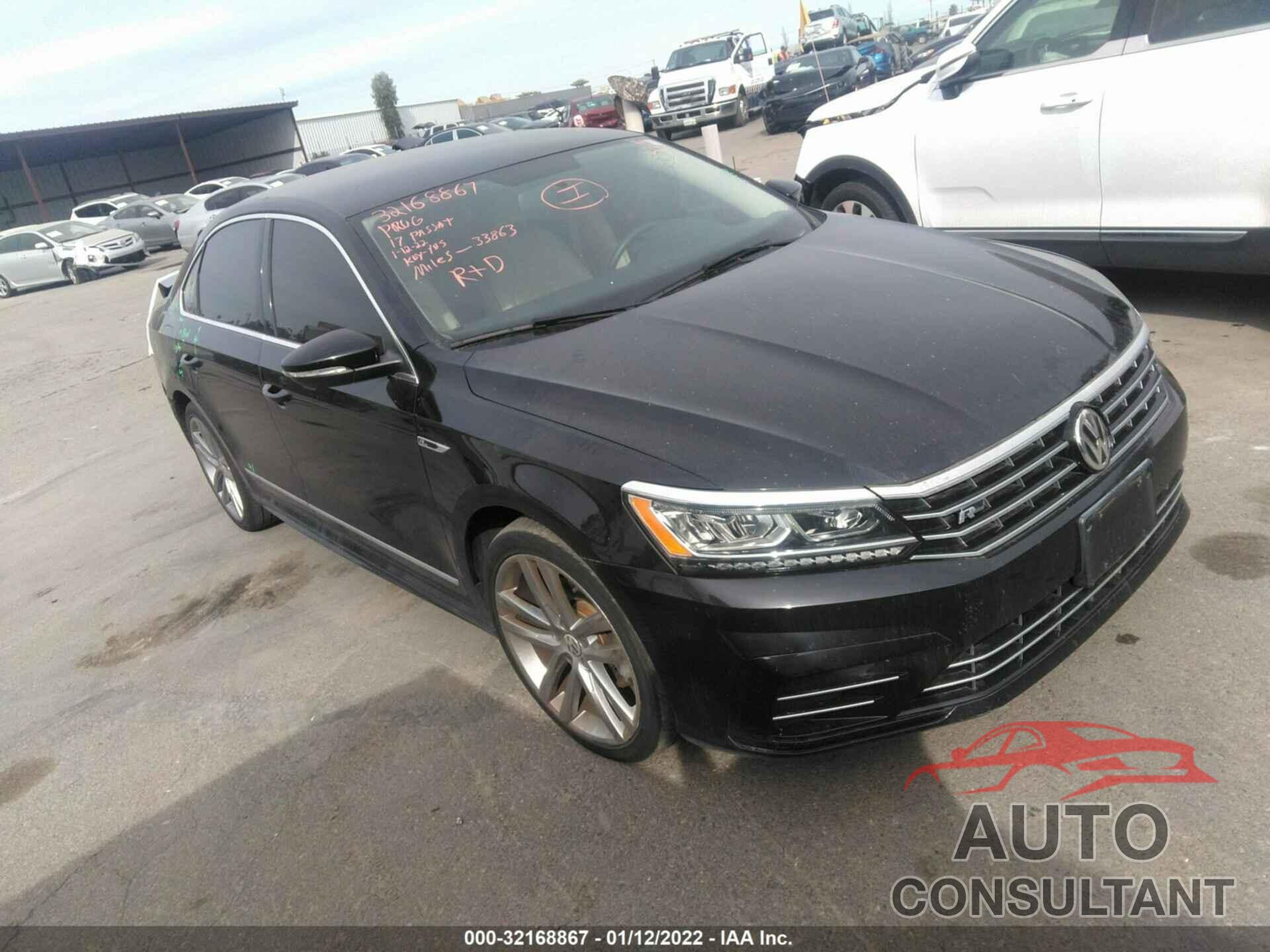 VOLKSWAGEN PASSAT 2017 - 1VWDT7A34HC041295