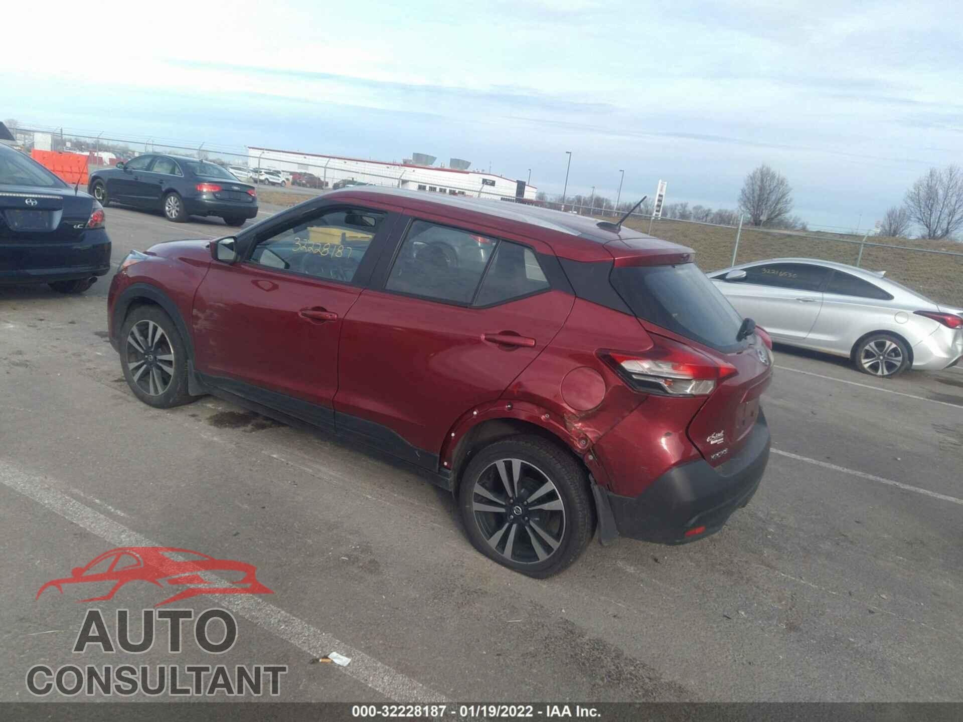 NISSAN KICKS 2019 - 3N1CP5CU3KL564304