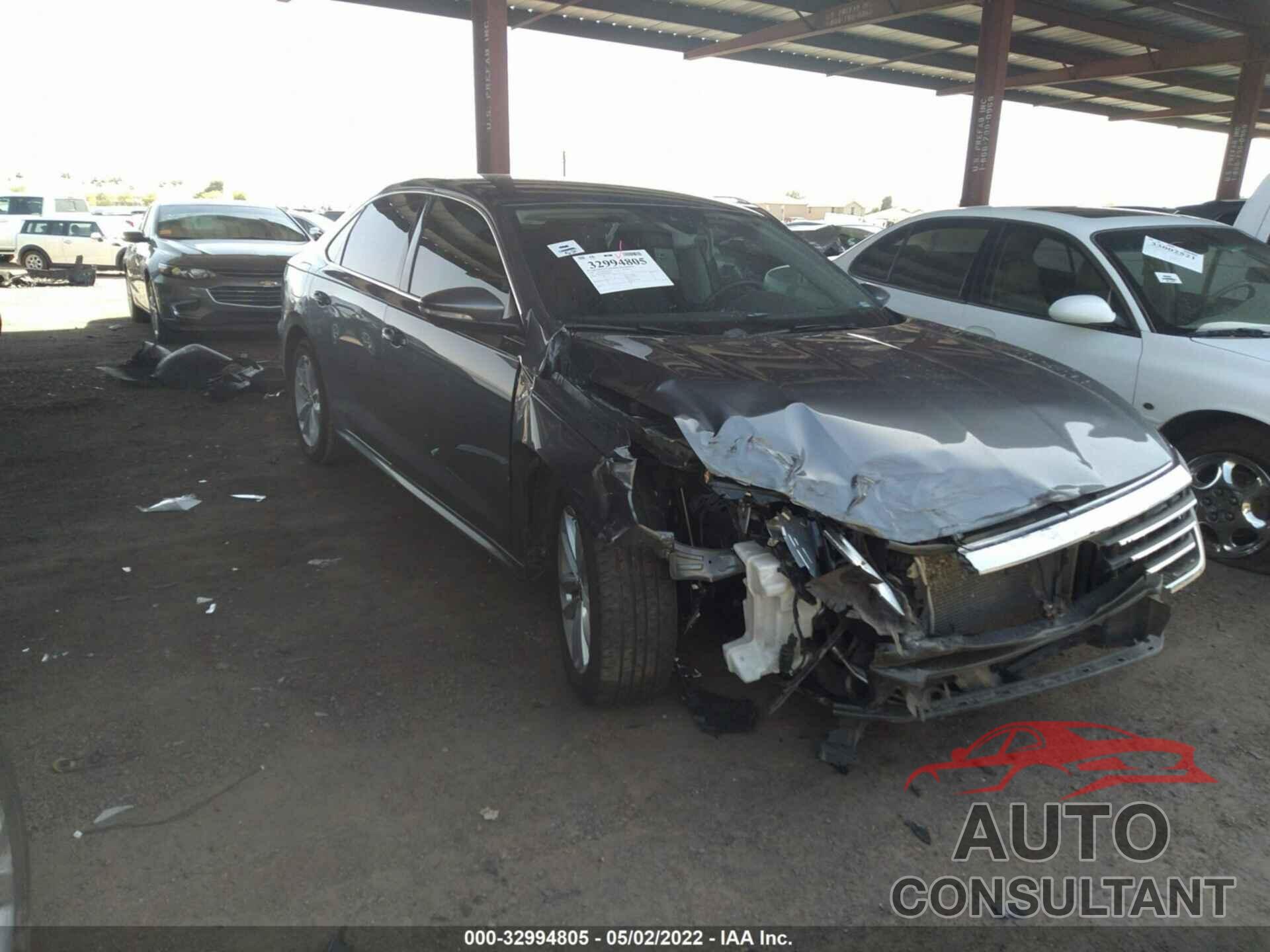 VOLKSWAGEN PASSAT 2020 - 1VWSA7A30LC027769