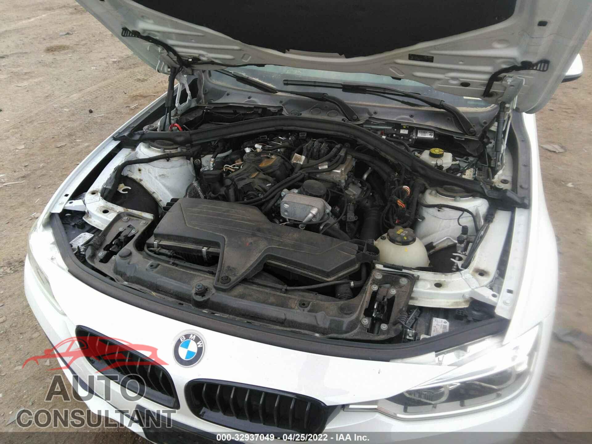 BMW 3 SERIES 2016 - WBA8E3G59GNU01225