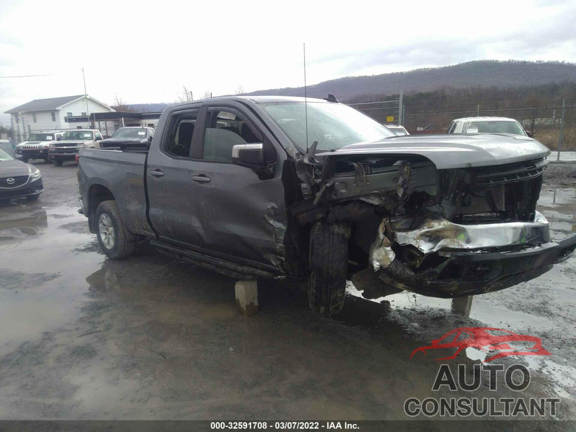 CHEVROLET SILVERADO 1500 2019 - 1GCRYDEK4KZ252107